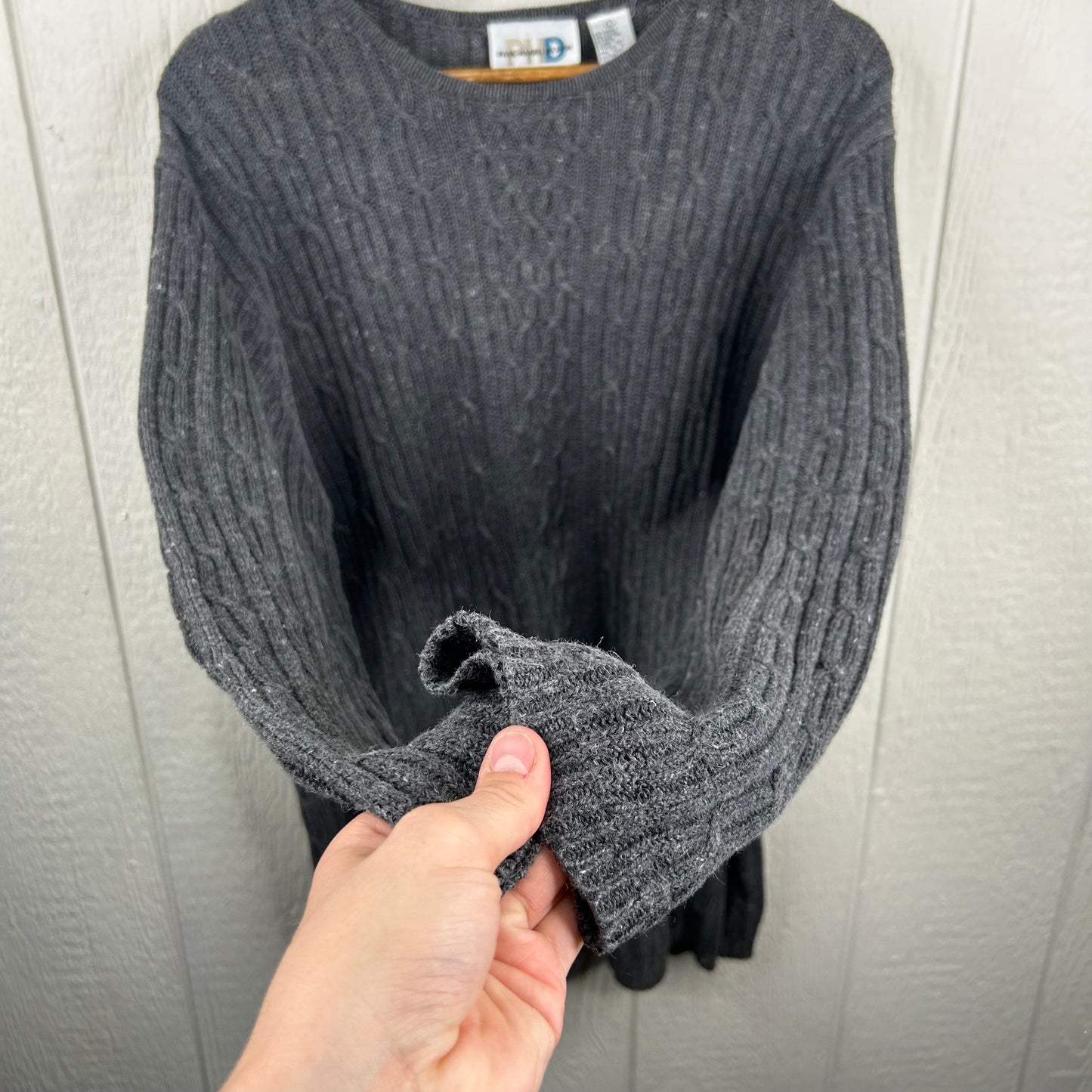 Vintage y2k Gray Tight Knit Extra-Long Sweater (L)