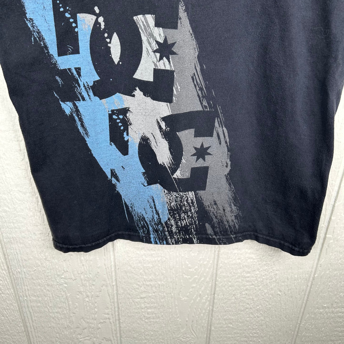 Y2K DC Shoes Graphic Tee (M)