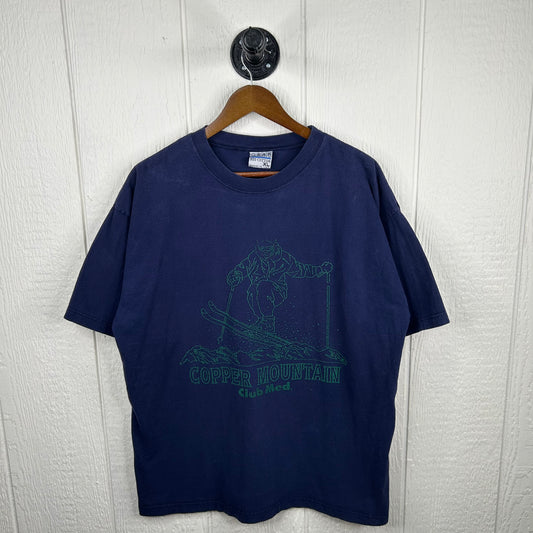 Vintage 90's Copper Mountain Club Med. Skiing Tee (XL)