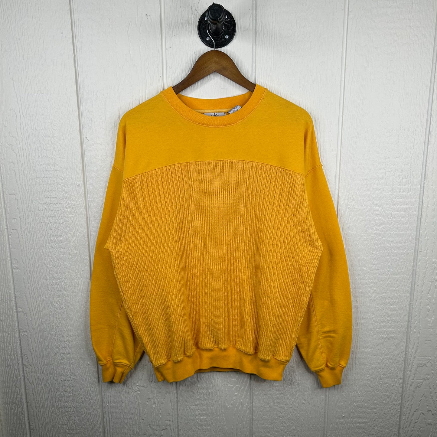Vintage 90's Tight-Knit Sweater Crewneck (XL)
