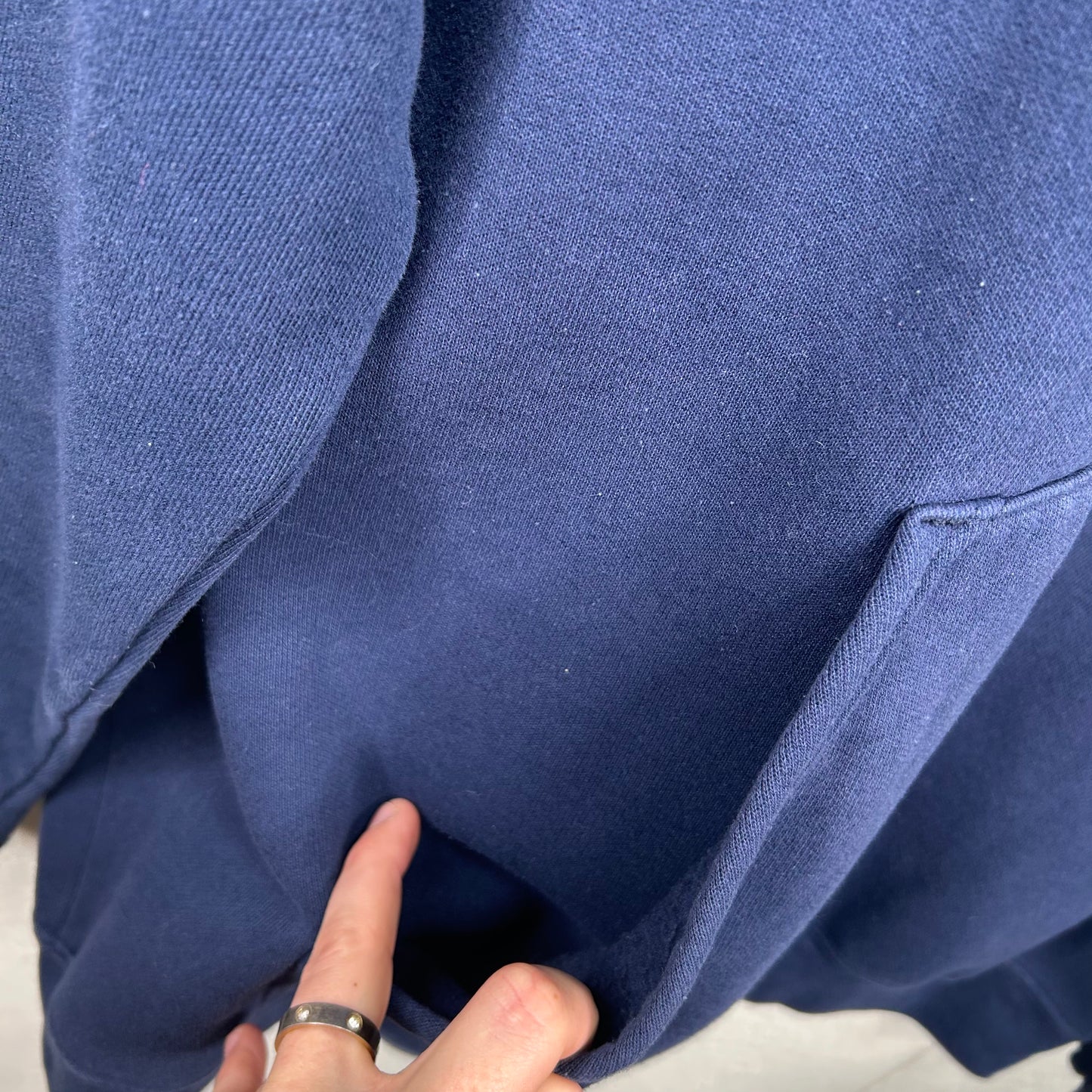 Vintage Navy Blue Heavy Weight Carhartt Hoodie (XL)