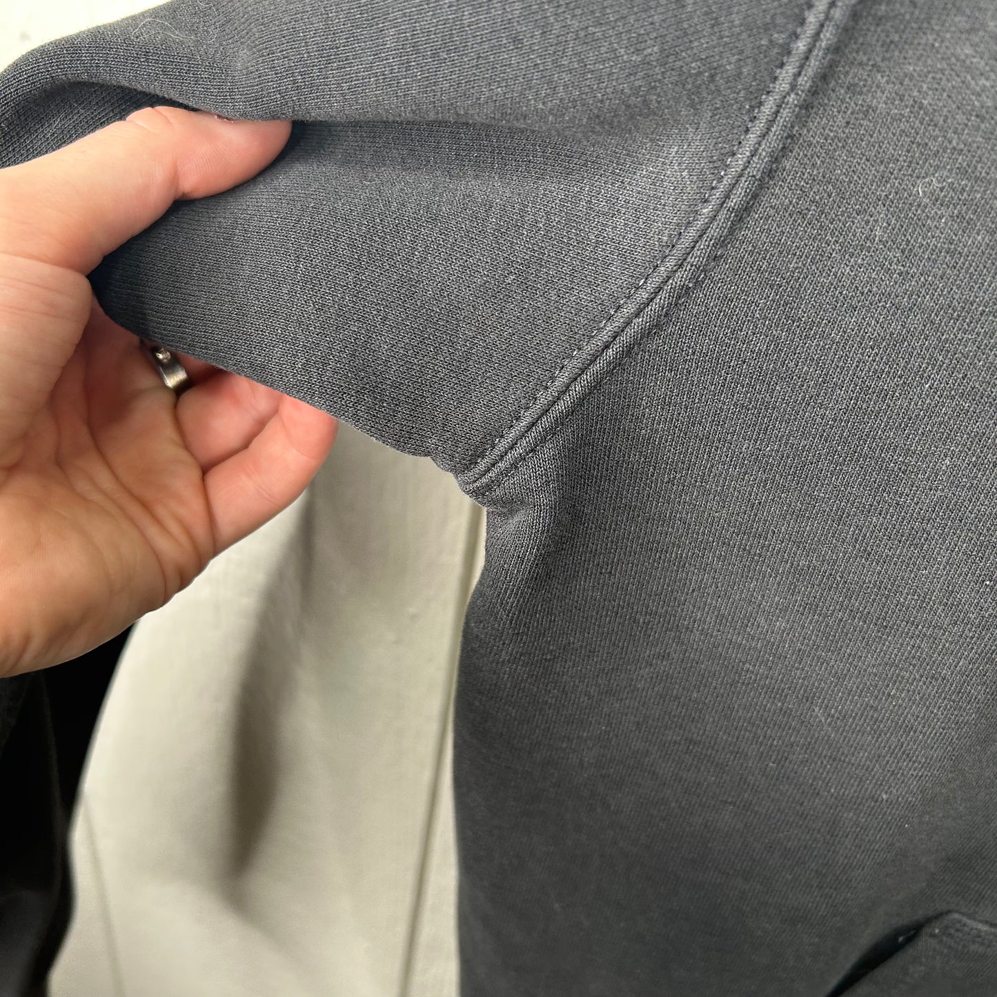 Y2K Black Heavy Weight Carhartt Hoodie (S)