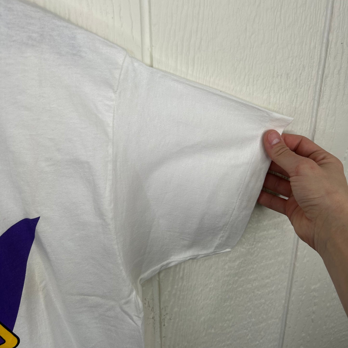 Vintage 90's Crown Royal Country Music Series Graphic Tee (L)