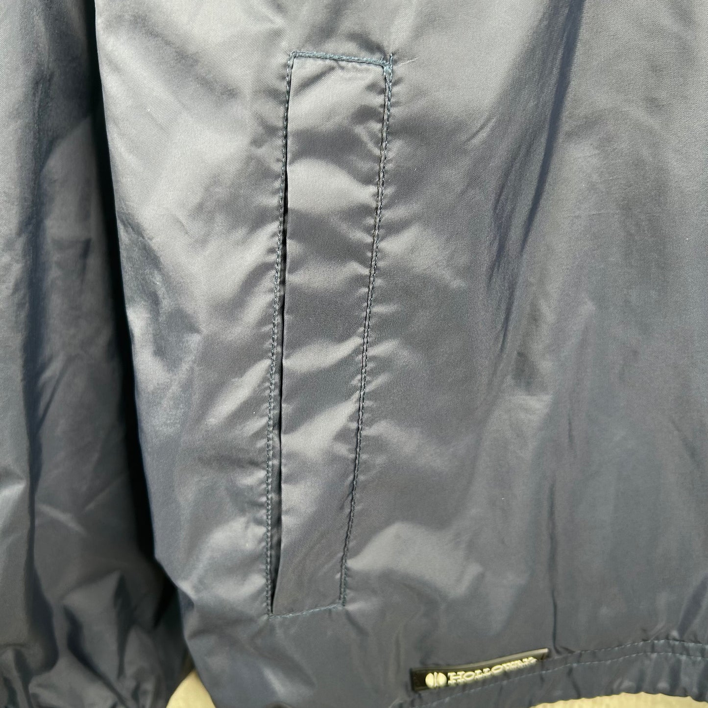 Y2K Embroidered WVU V-Neck Windbreaker (S)