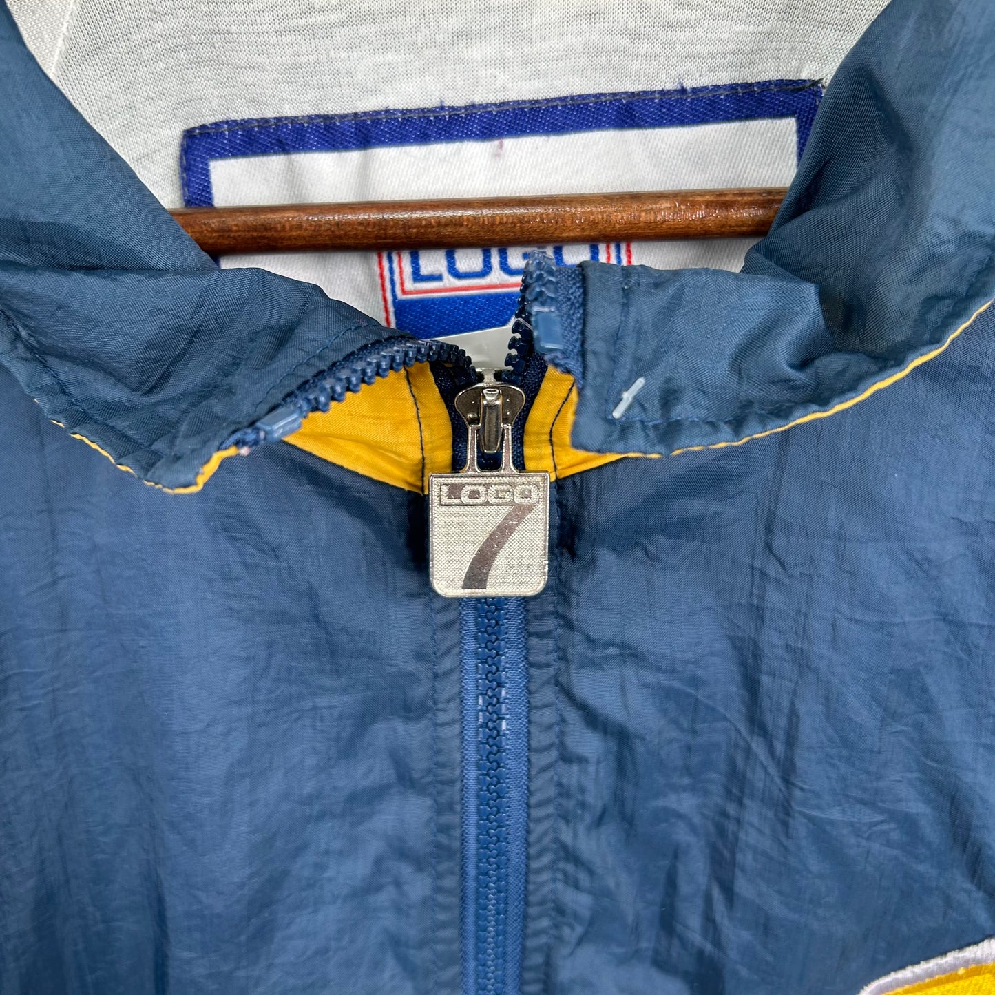 Vintage 90's West Virginia University Full-Zip Windbreaker (XL)