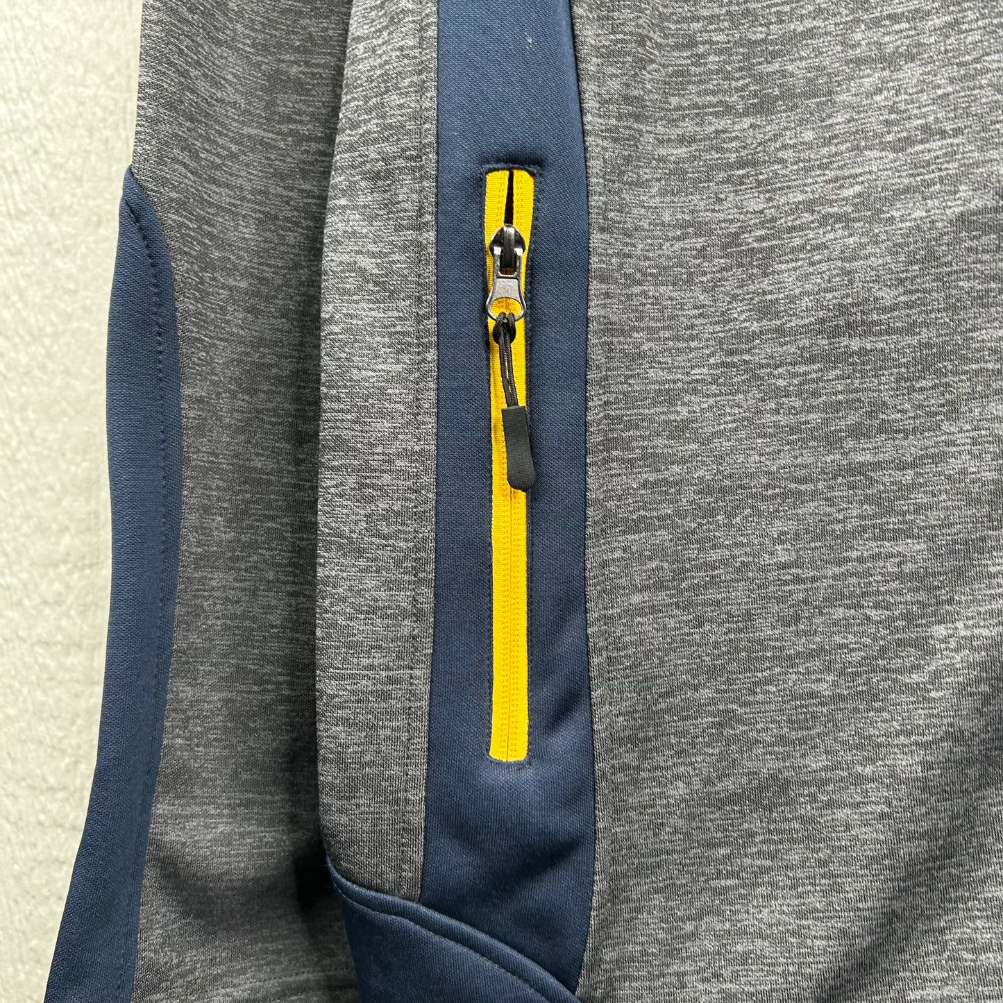 Modern Embroidered Flying WV Gray Full-Zip Jacket (XL)