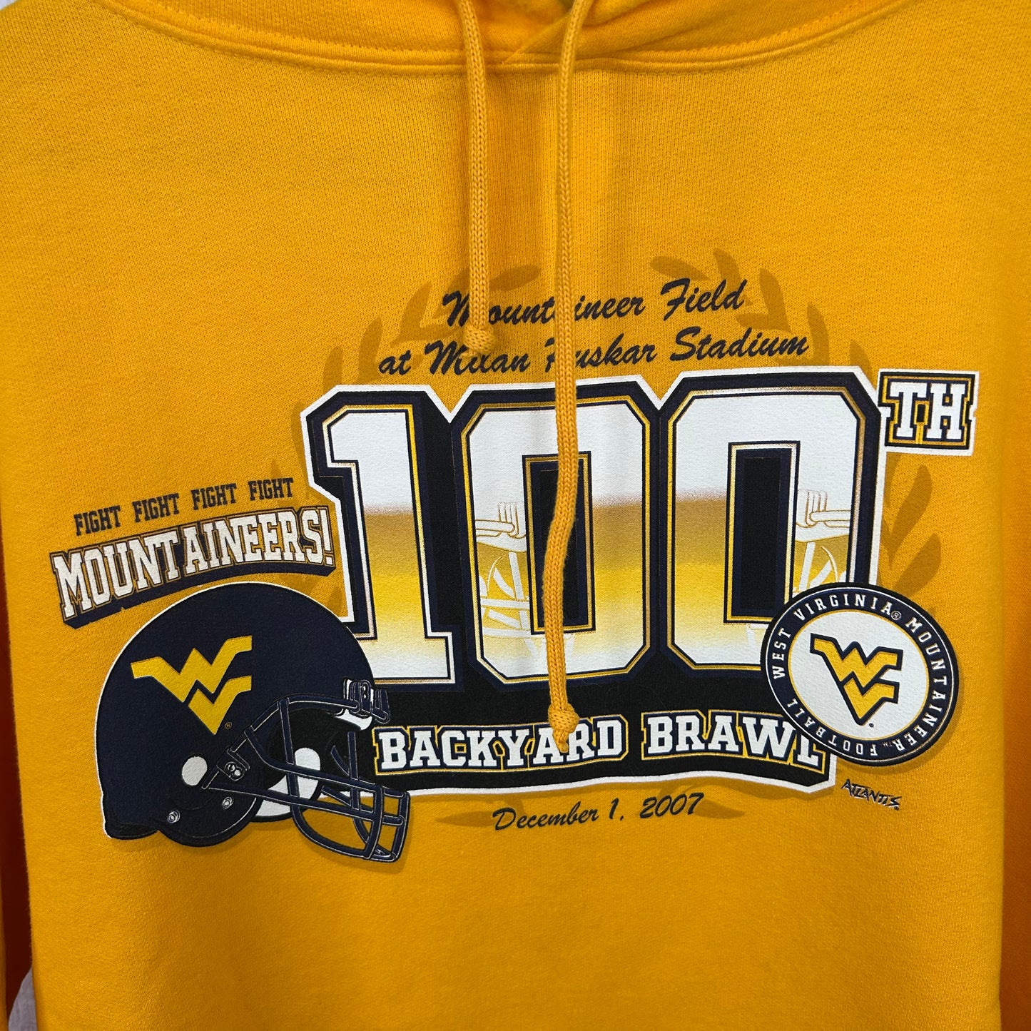 Vintage 2007 WVU Mountaineers 100th Backyard Brawl (L)