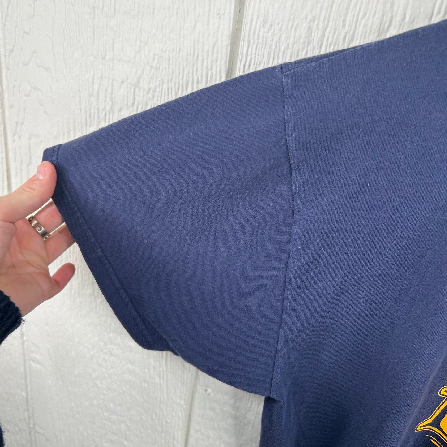 Vintage 80's WVU Mom Tee (L)