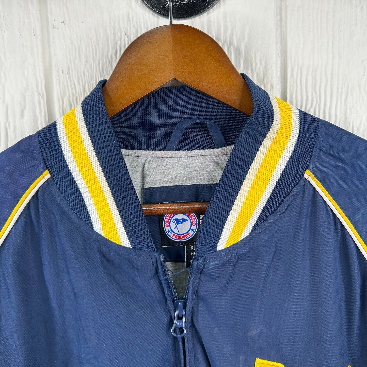 Y2K WVU Mountaineers Full Zip Windbreaker (XL)