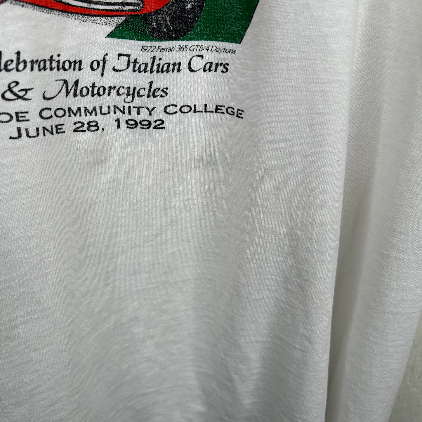 Vintage 90's Automezzi 2 Ferrari Graphic Tee (XL)