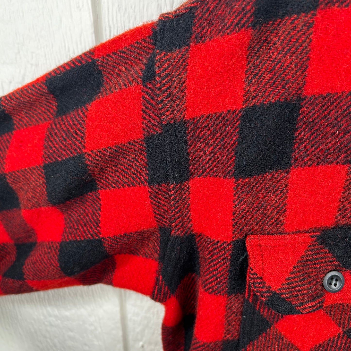 Vintage 90's Plaid Wool Button-Up (L)