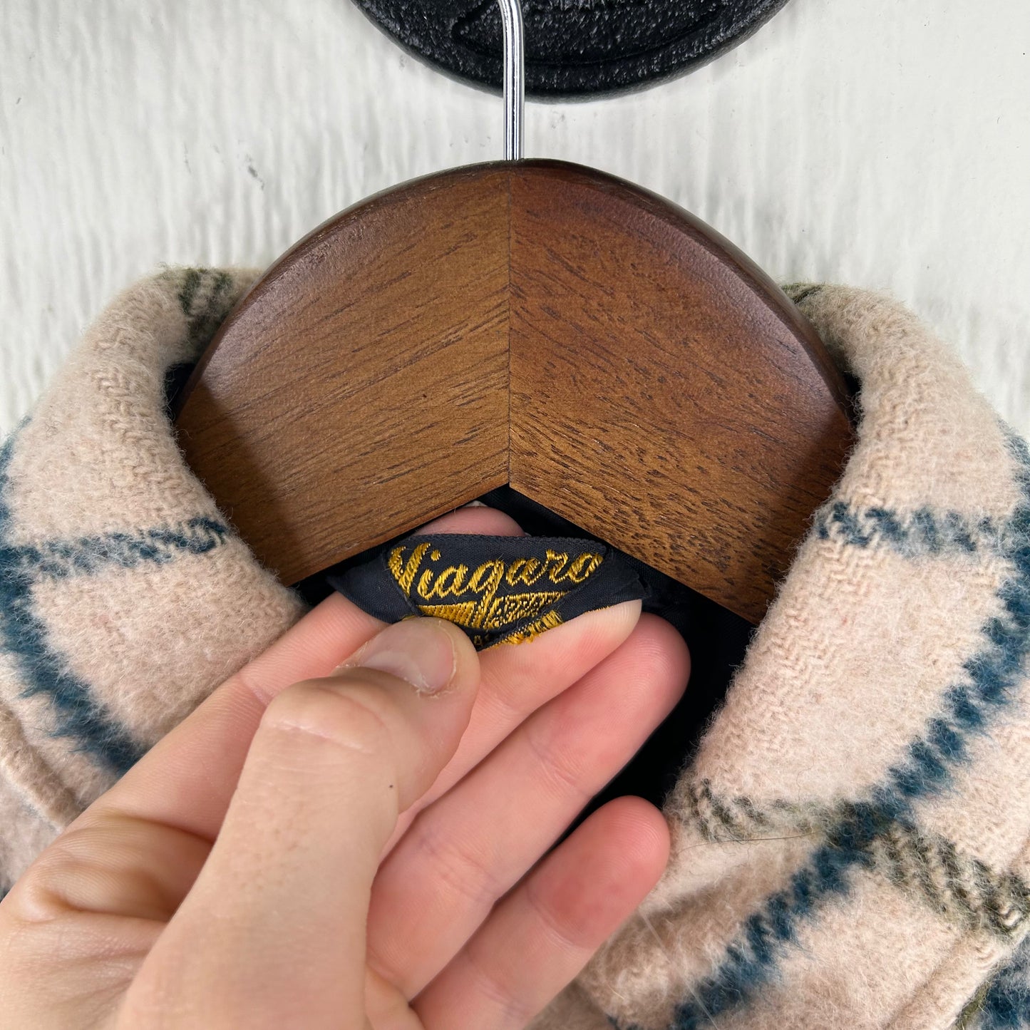 Vintage 70's Niagara Cream Plaid Flannel (M)