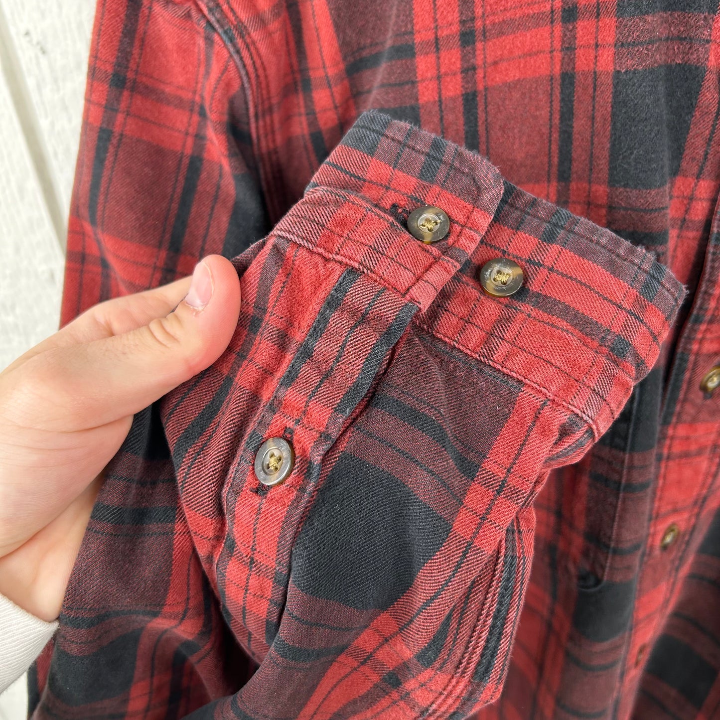 Y2K Carhartt Plaid Button-Up Flannel (M)