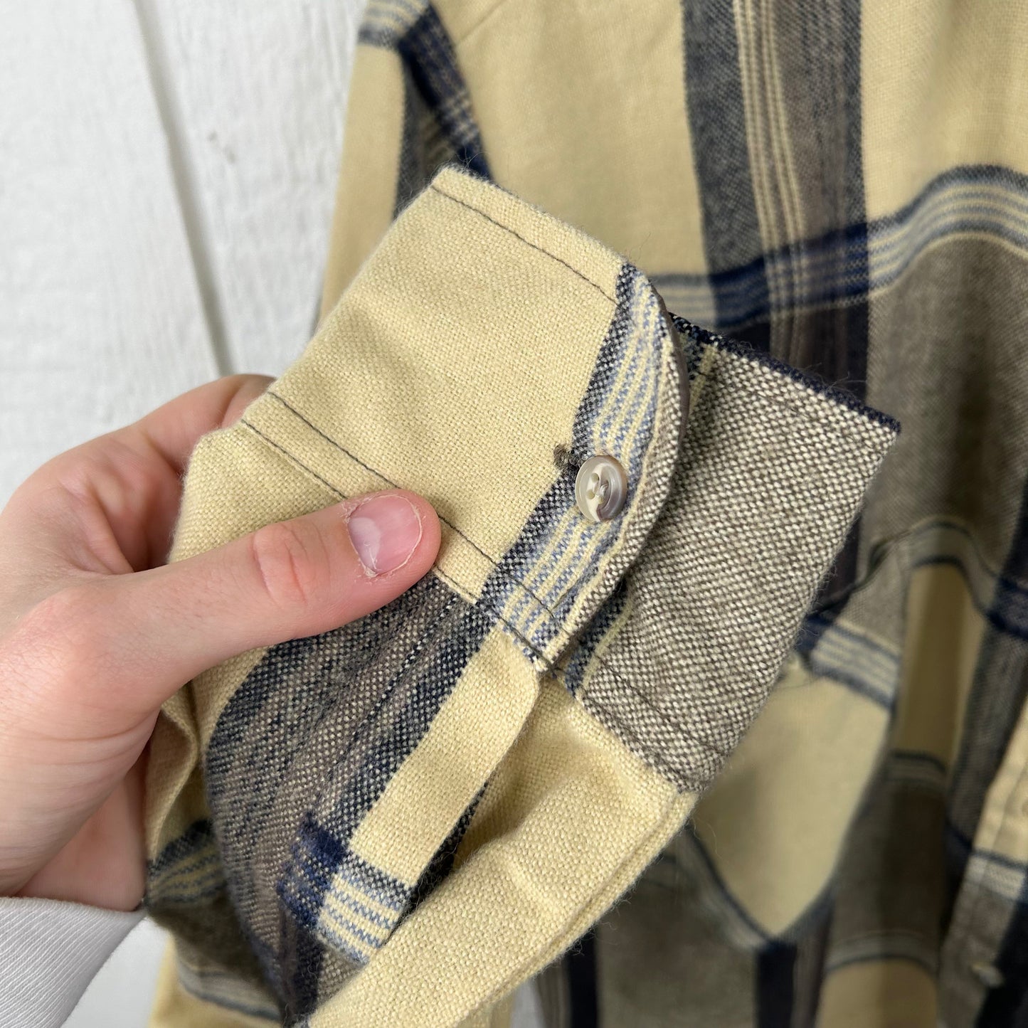 Vintage 90's Yellow Plaid Button-Up Flannel (XL)