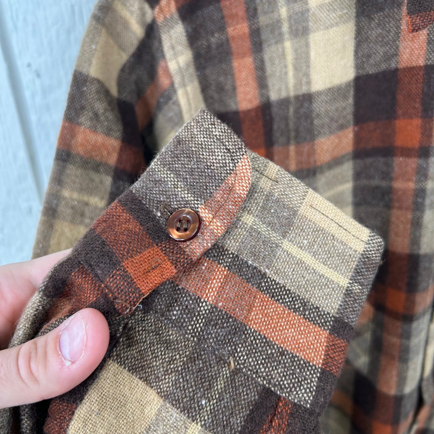 Vintage 80's JcPenny Neutral Plaid Button-Up Flannel (M)