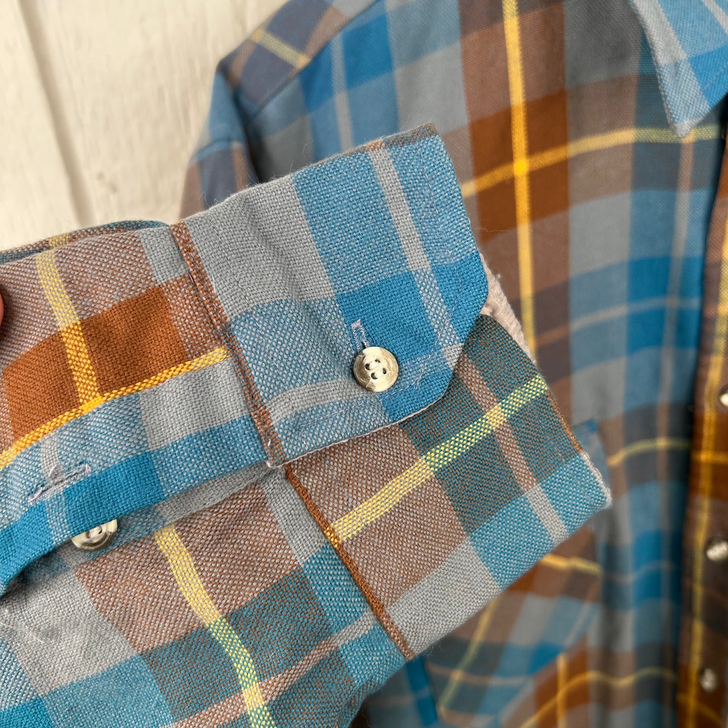 Vintage 90's Heavy Weight Plaid Button-Up Flannel (XL)
