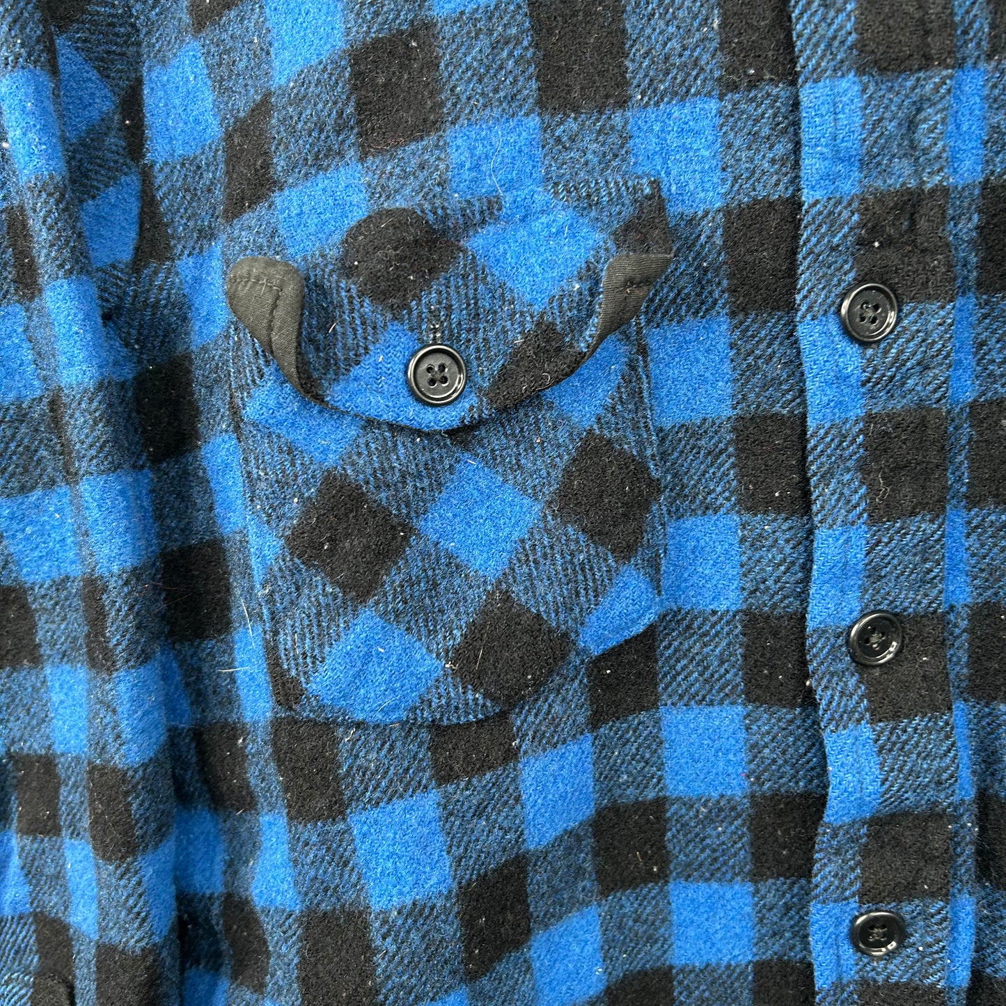 Vintage 80's Wool Plaid Button-Up Flannel (M)