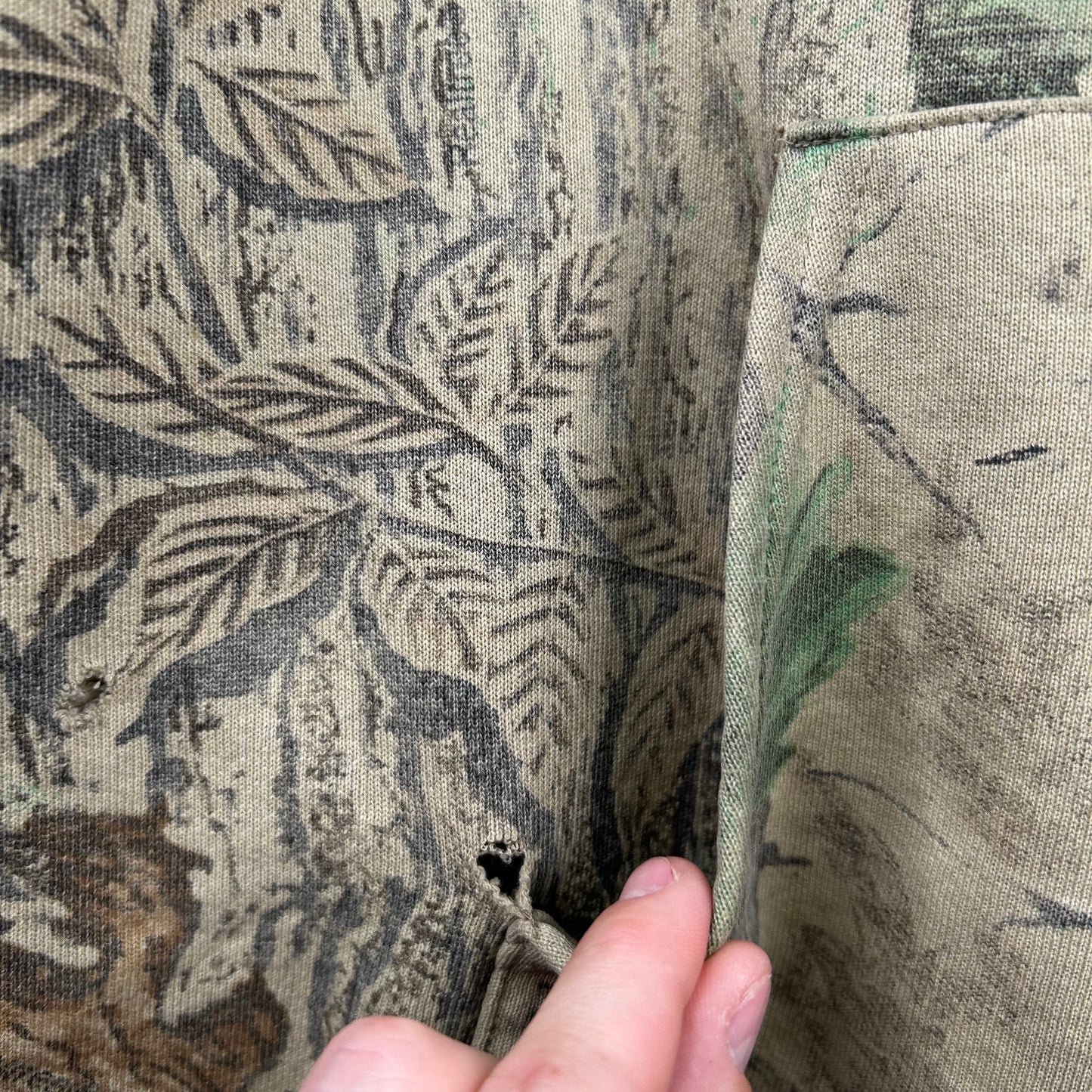 Vintage 90's Faded Camo Quater-Zip Graphic Crewneck (XL)