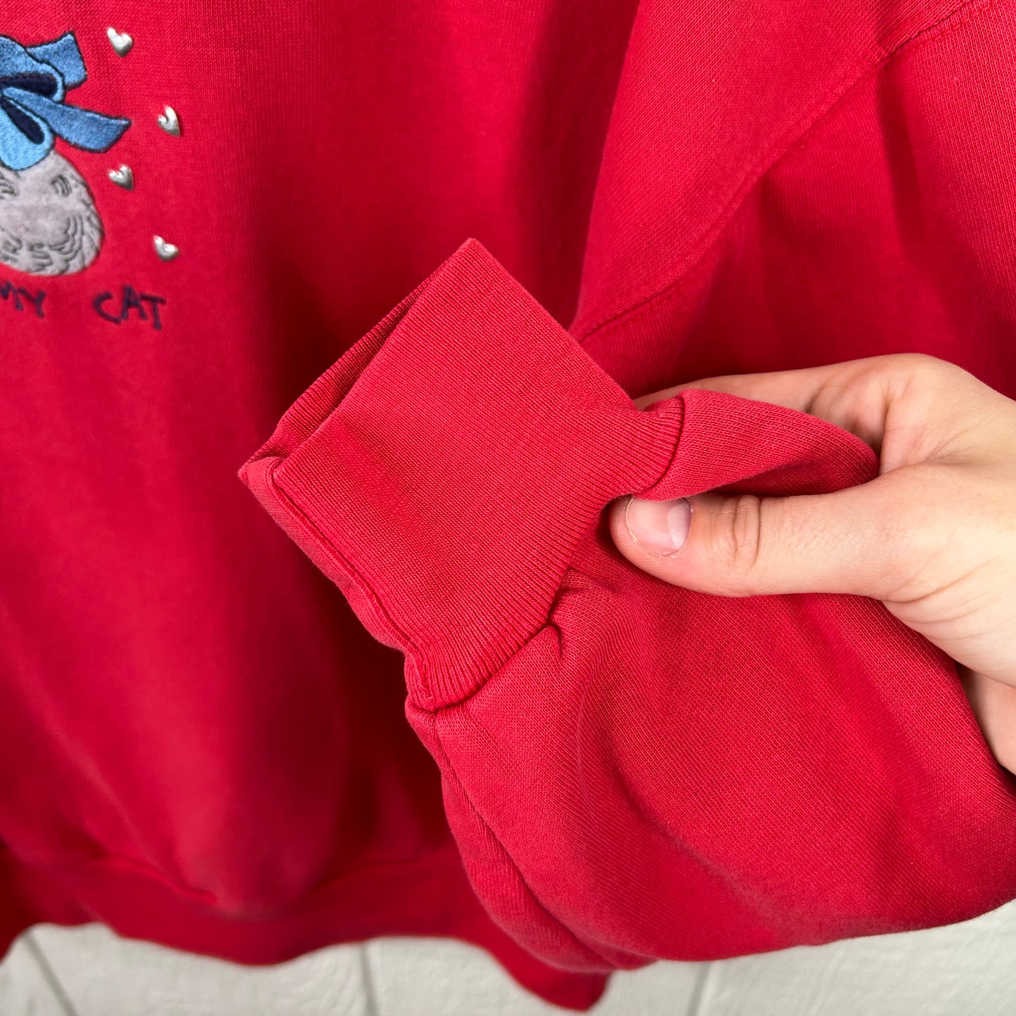 Vintage 90's Love Me Love My Cat Embroidered Crewneck (M)