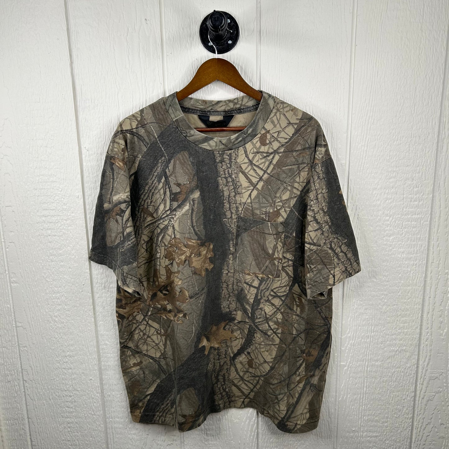 Vintage 90's Camo Tee (XL)