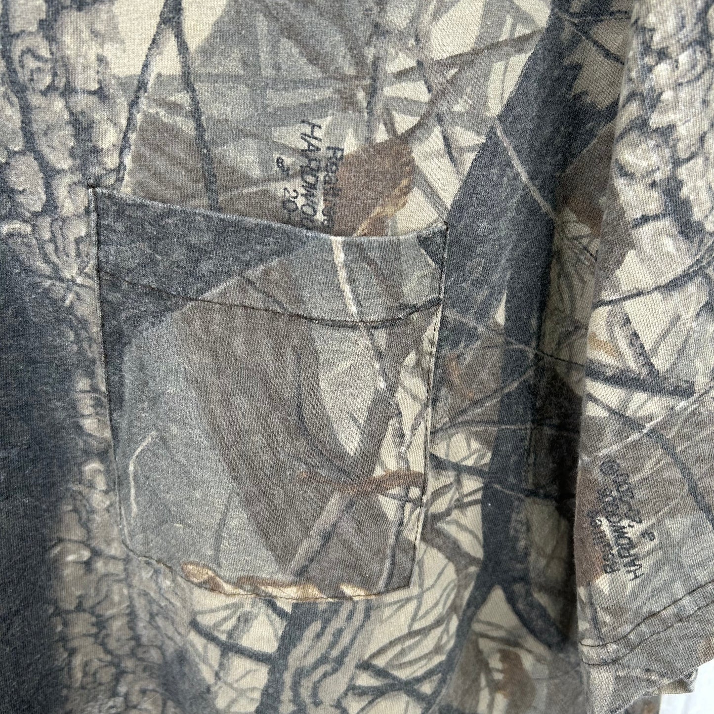 Vintage 90's Camo Tee (XL)