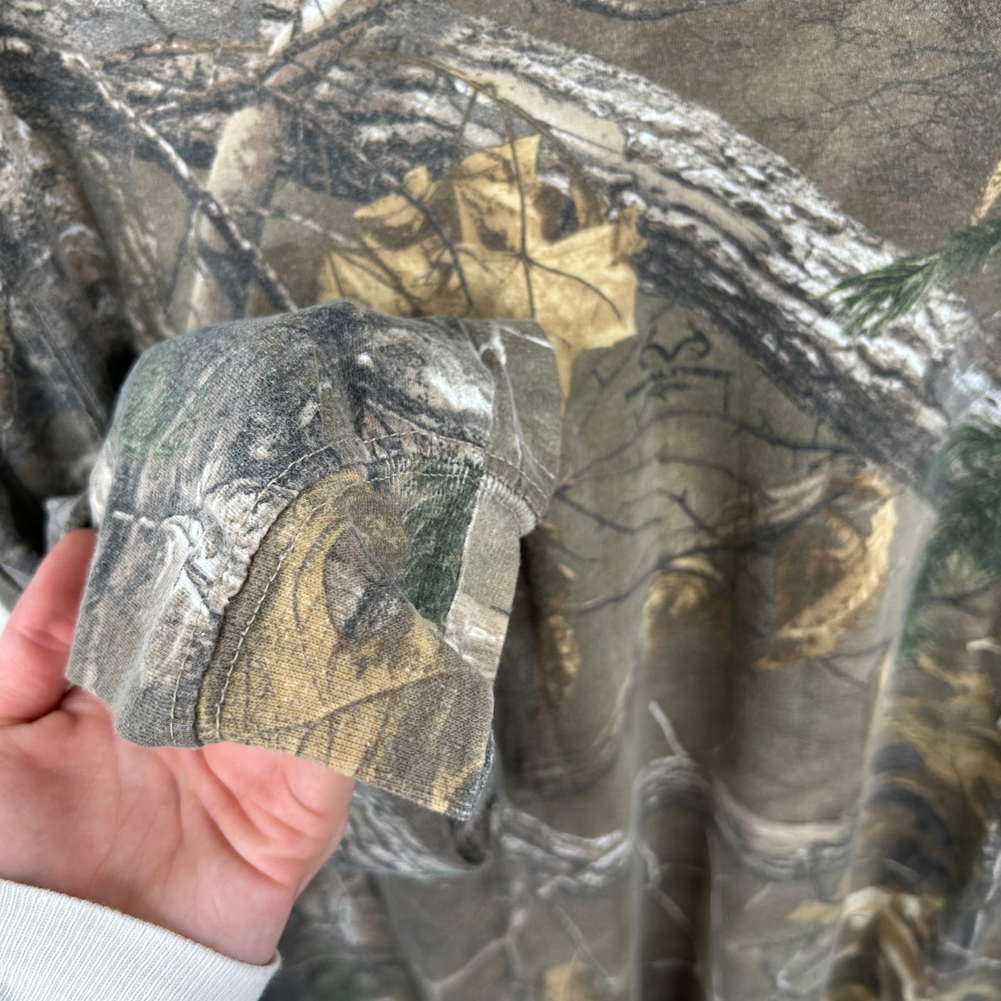 Y2K Realtree Camo Long Sleeve Tee (XL)