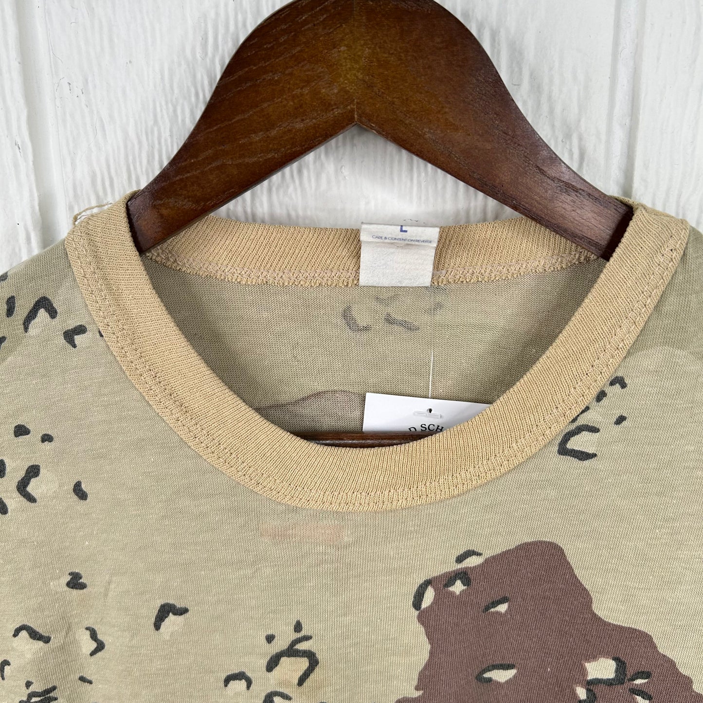 Vintage 90's Desert Camo Tee (L)