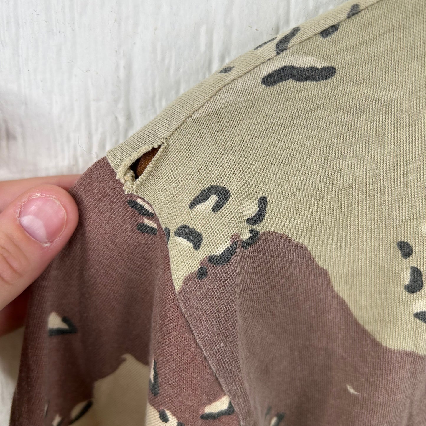 Vintage 90's Desert Camo Tee (L)