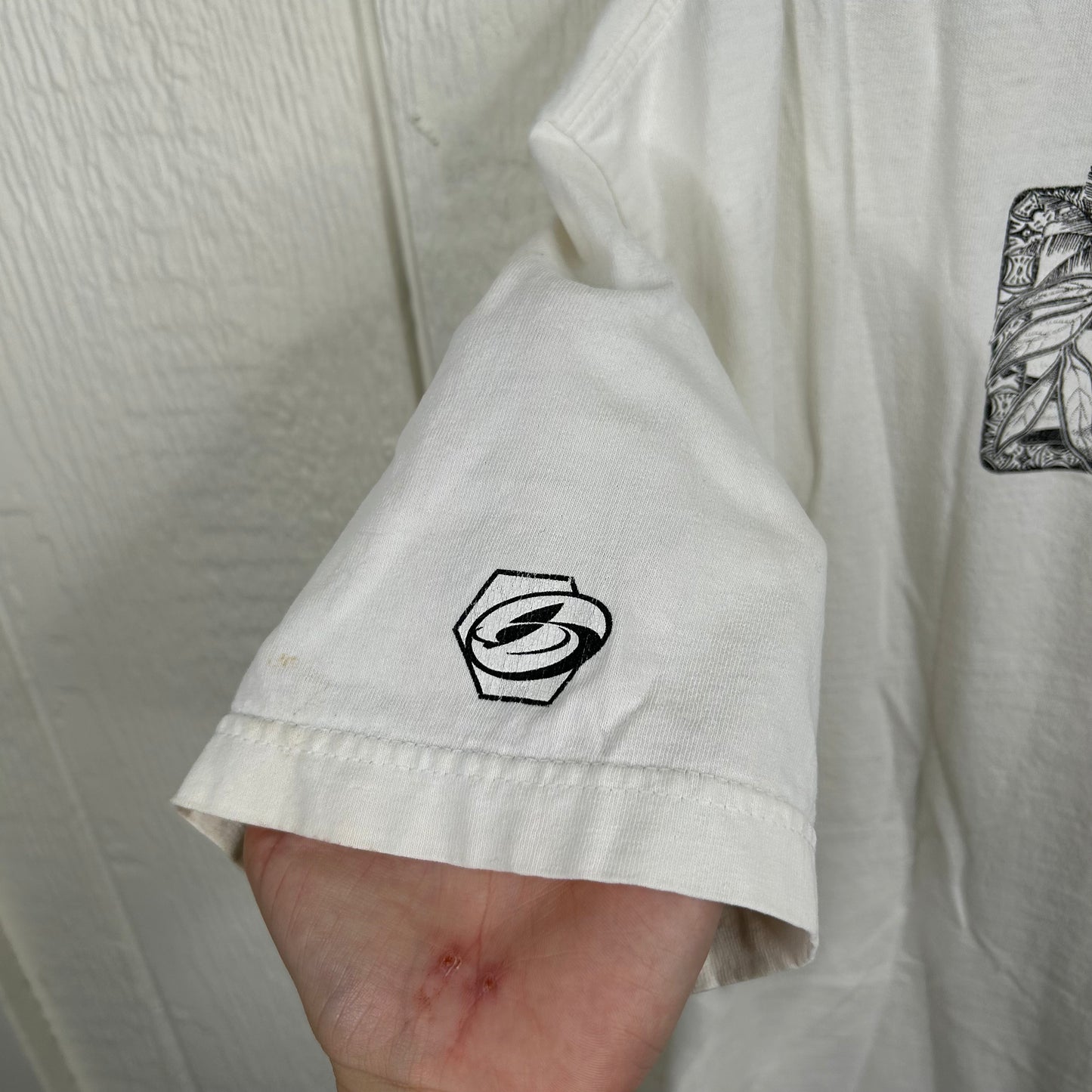 Y2K Kirra Surf Wear Graphic Tee (XL)