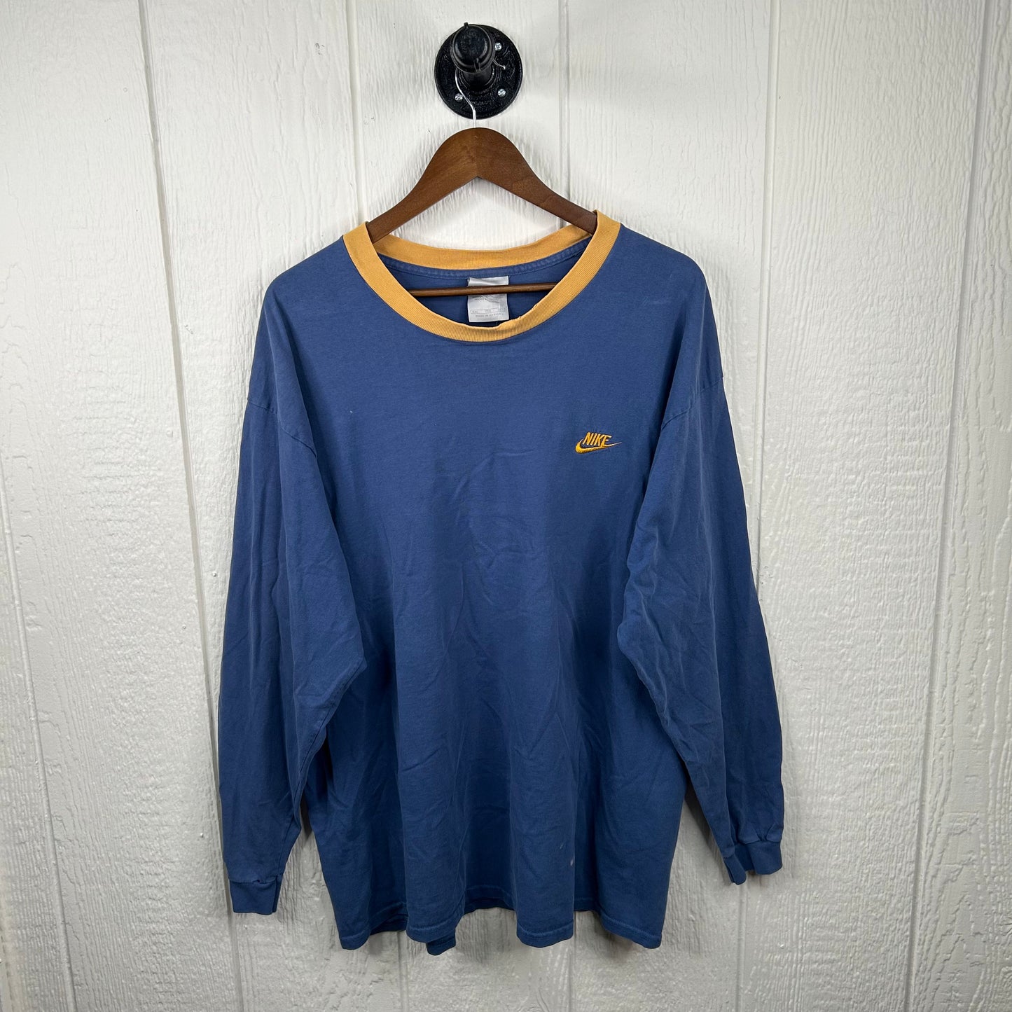 Vintage 90's Embroidered Nike Long Sleeve Tee (XXL)