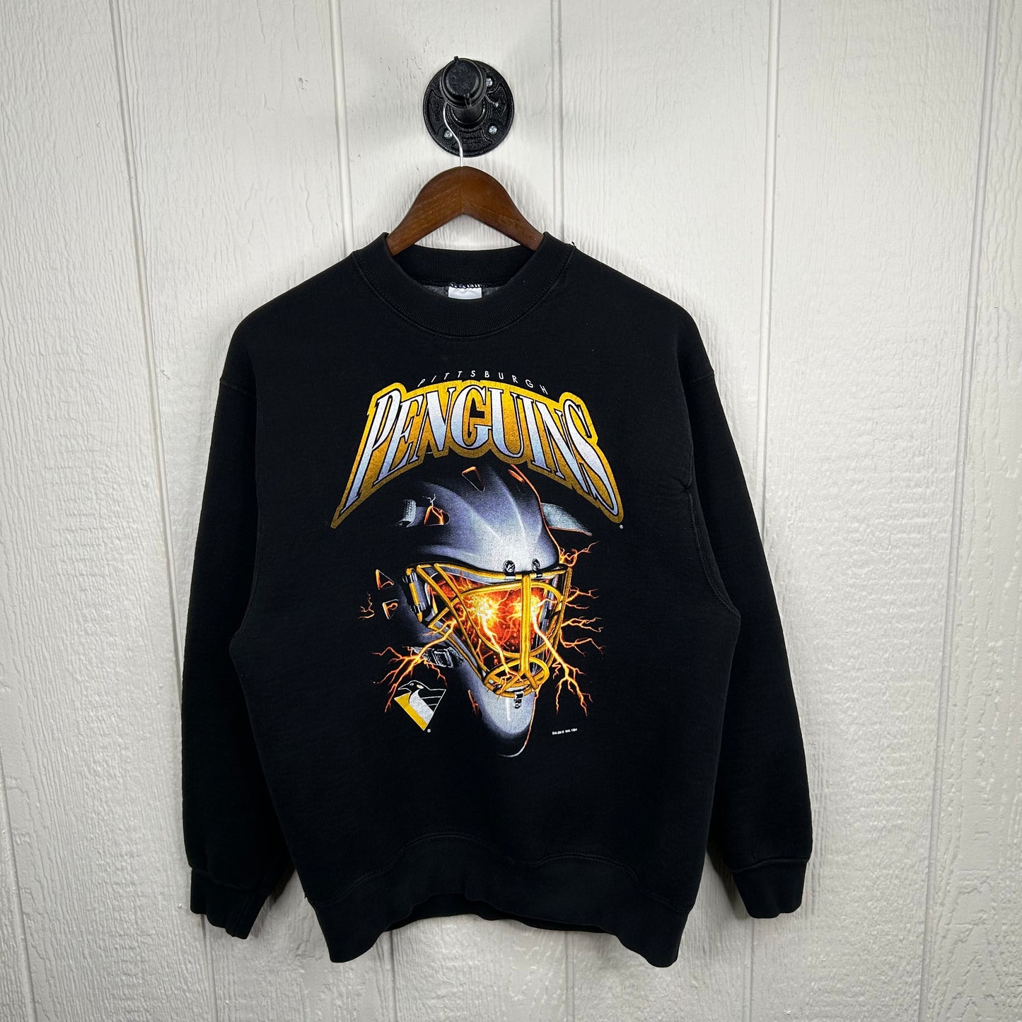 Vintage 90's Pittsburgh Penguins Helmet Graphic Crewneck (L)