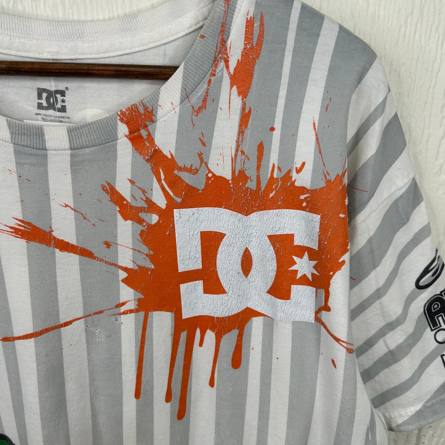 Y2L DC Racing Logo Graphic Tee (XL)