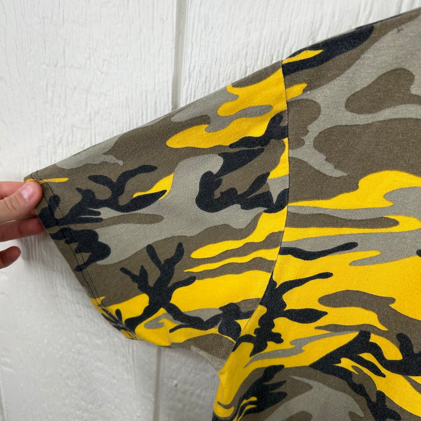 Vintage 90's Yellow Army Camo Tee (L)