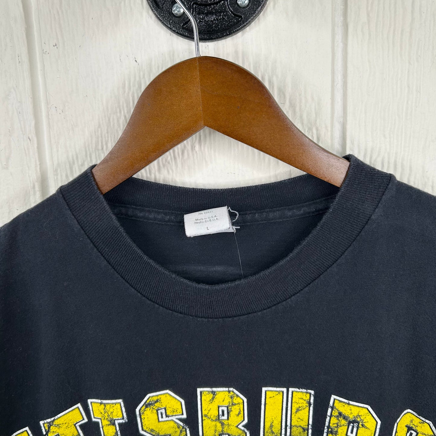 Vintage 1996 Pittsburgh Steelers Football Helmet Graphic Tee (L)
