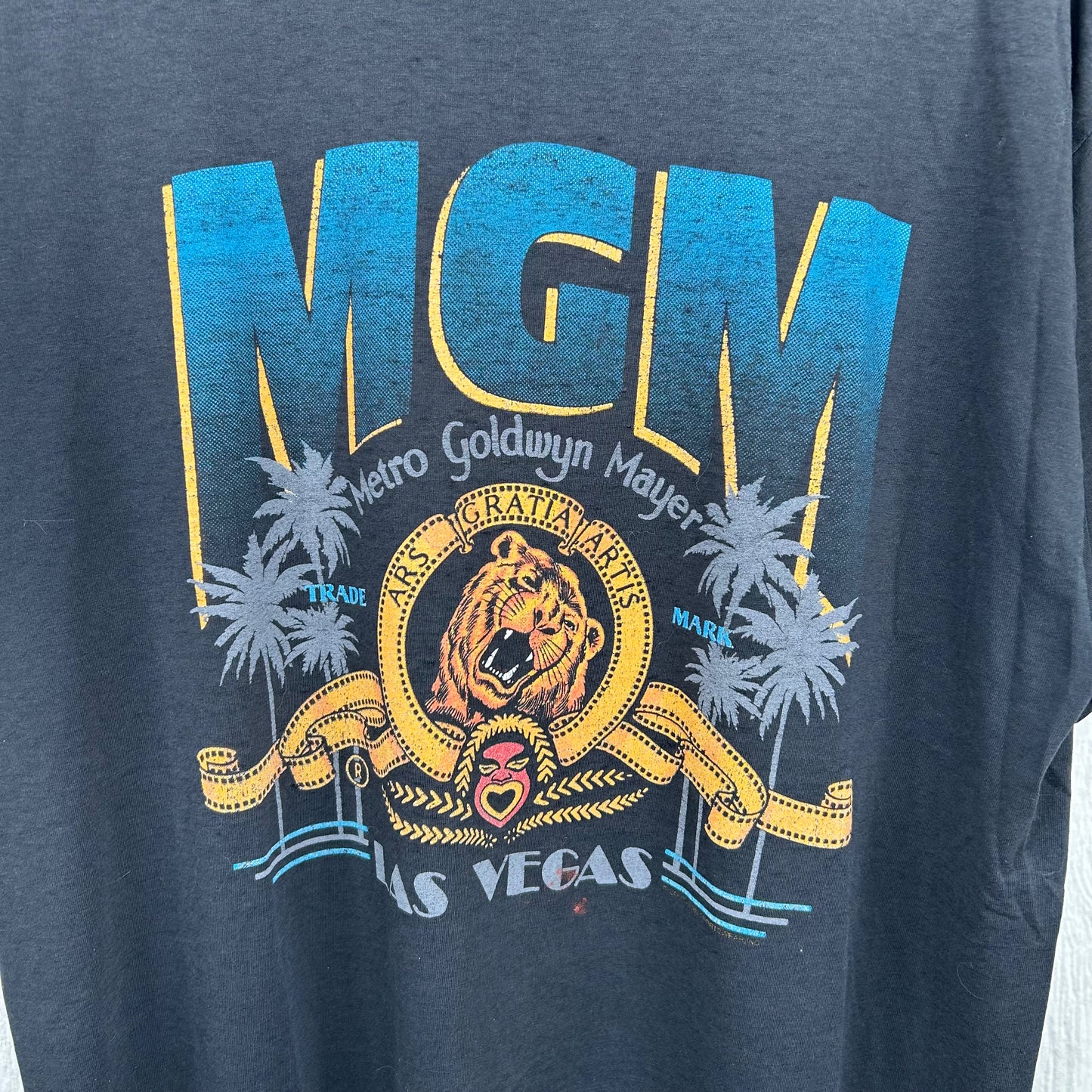 Vintage 90's MGM Las Vegas Lion Graphic Tee (XL)
