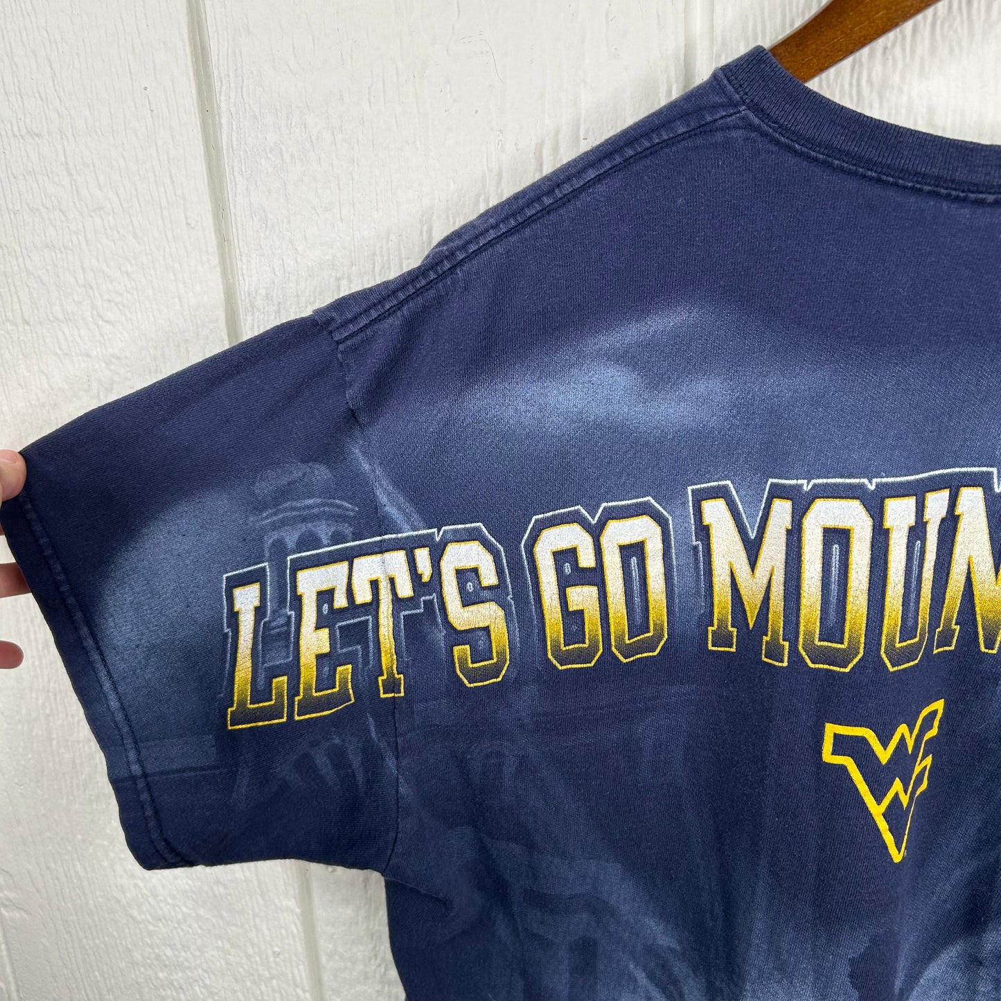 Vintage 90's West Virginia Mountaineers All Over Print Graphic Tee (L)