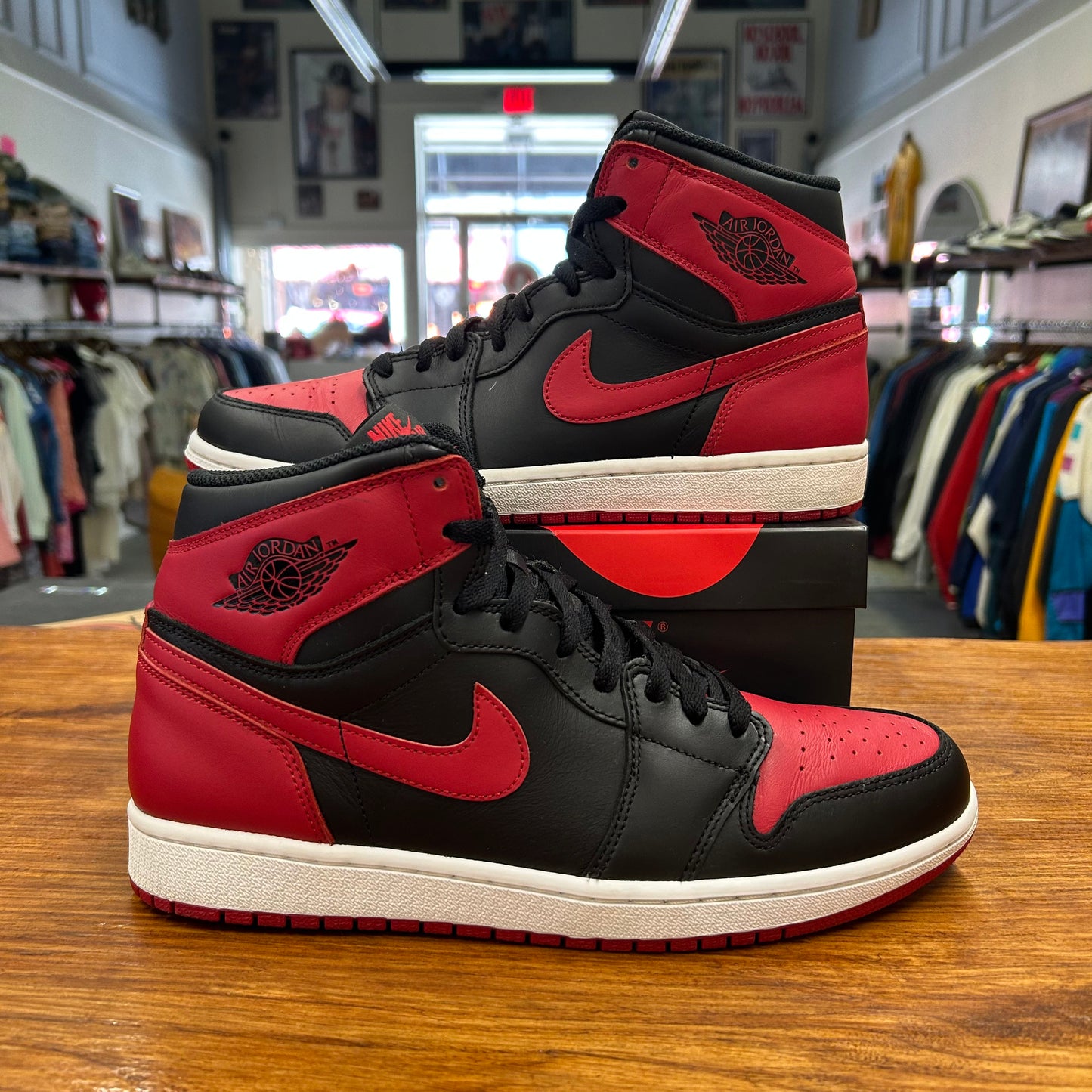 Jordan 1 High Bred 2013 - Used - 10.5 Men's