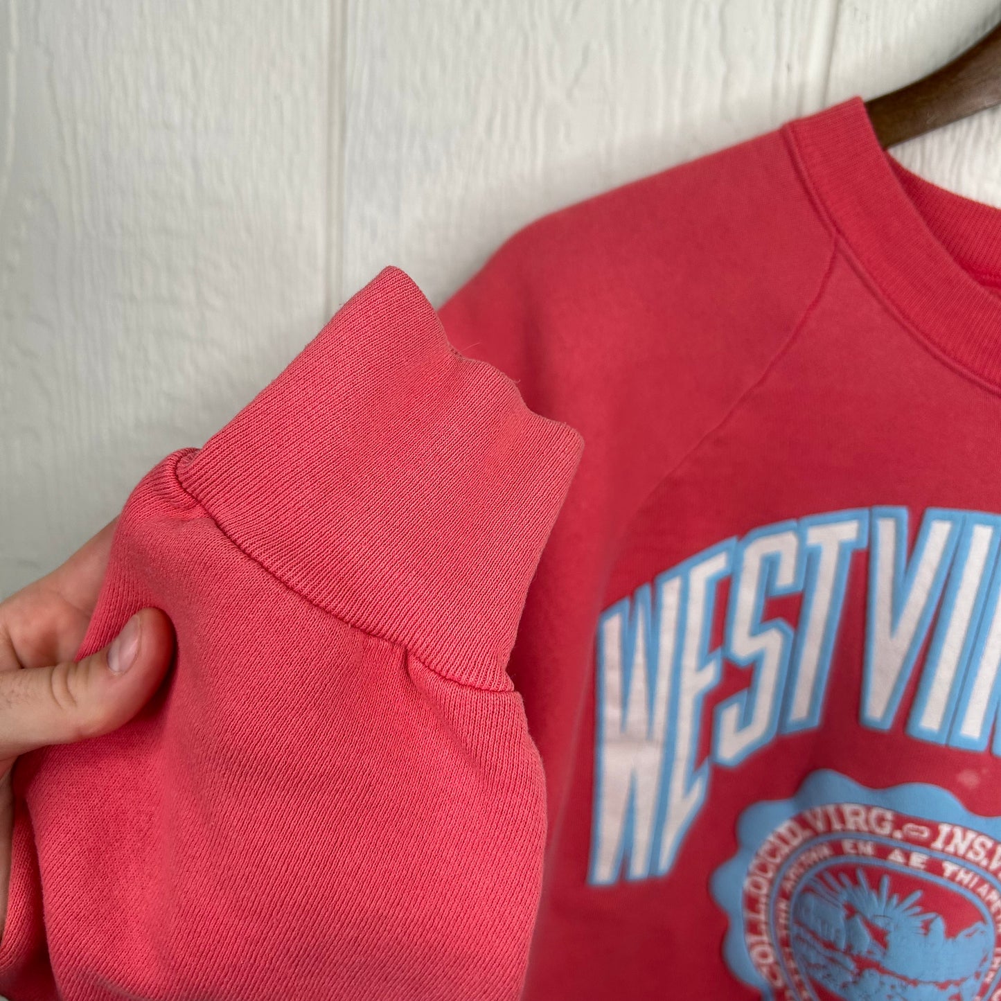 Vintage 90's Bubblegum Pink West Virginia University Seal Crewneck (L)