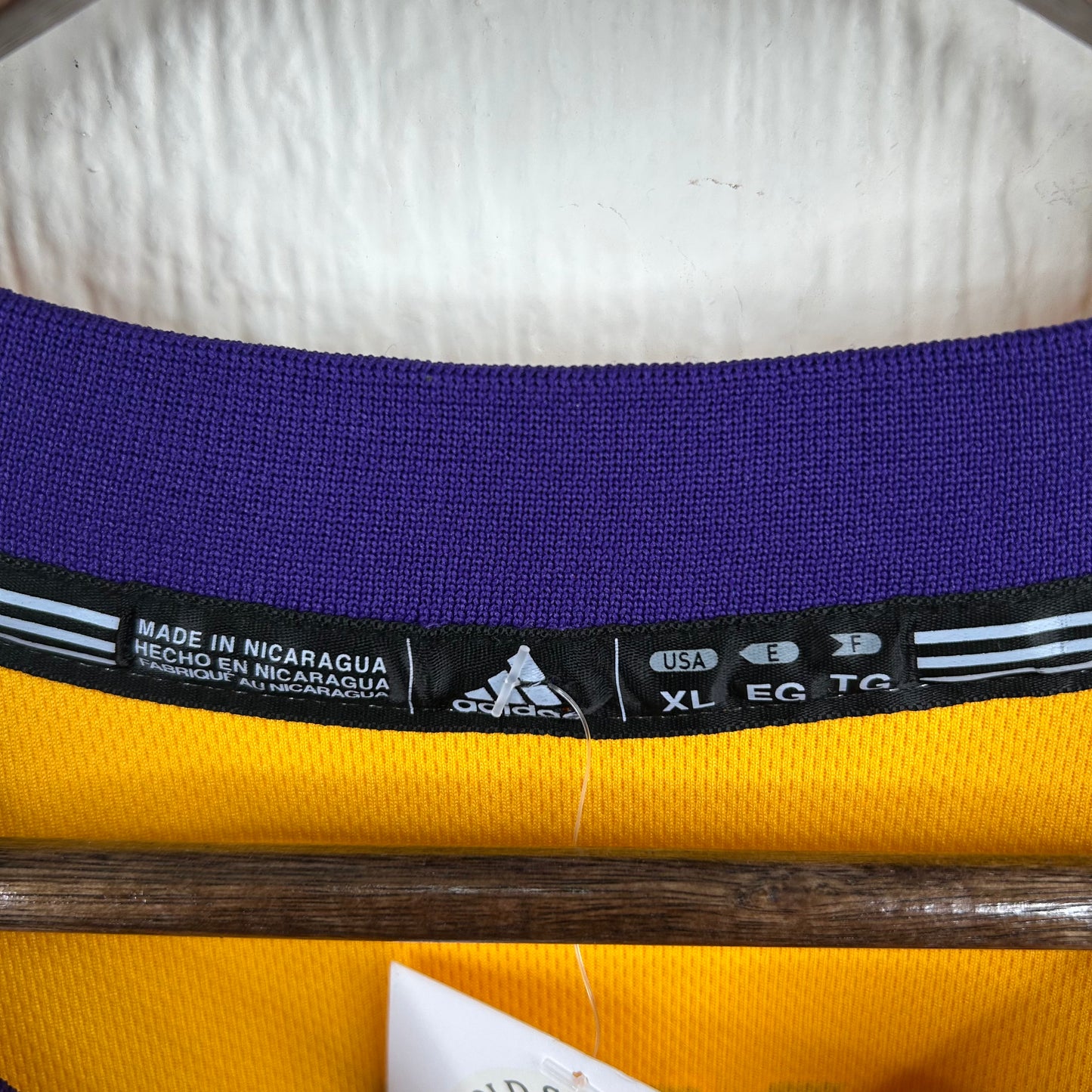 Adidas NBA Los Angeles Lakers Kobe Bryant Basketball Jersey (XL)