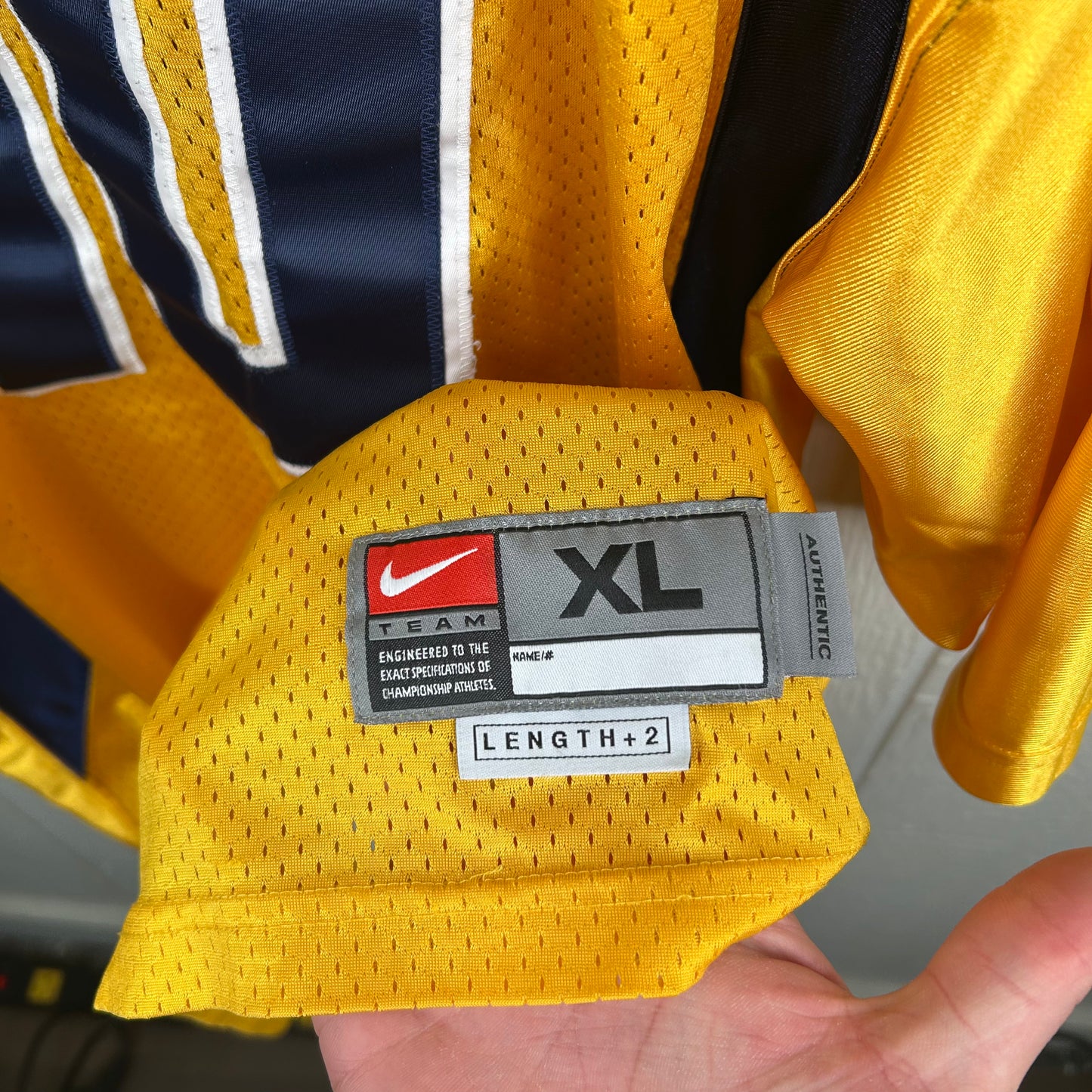 Y2K WVU Number 10 Gold Nike Football Jersey (XL)