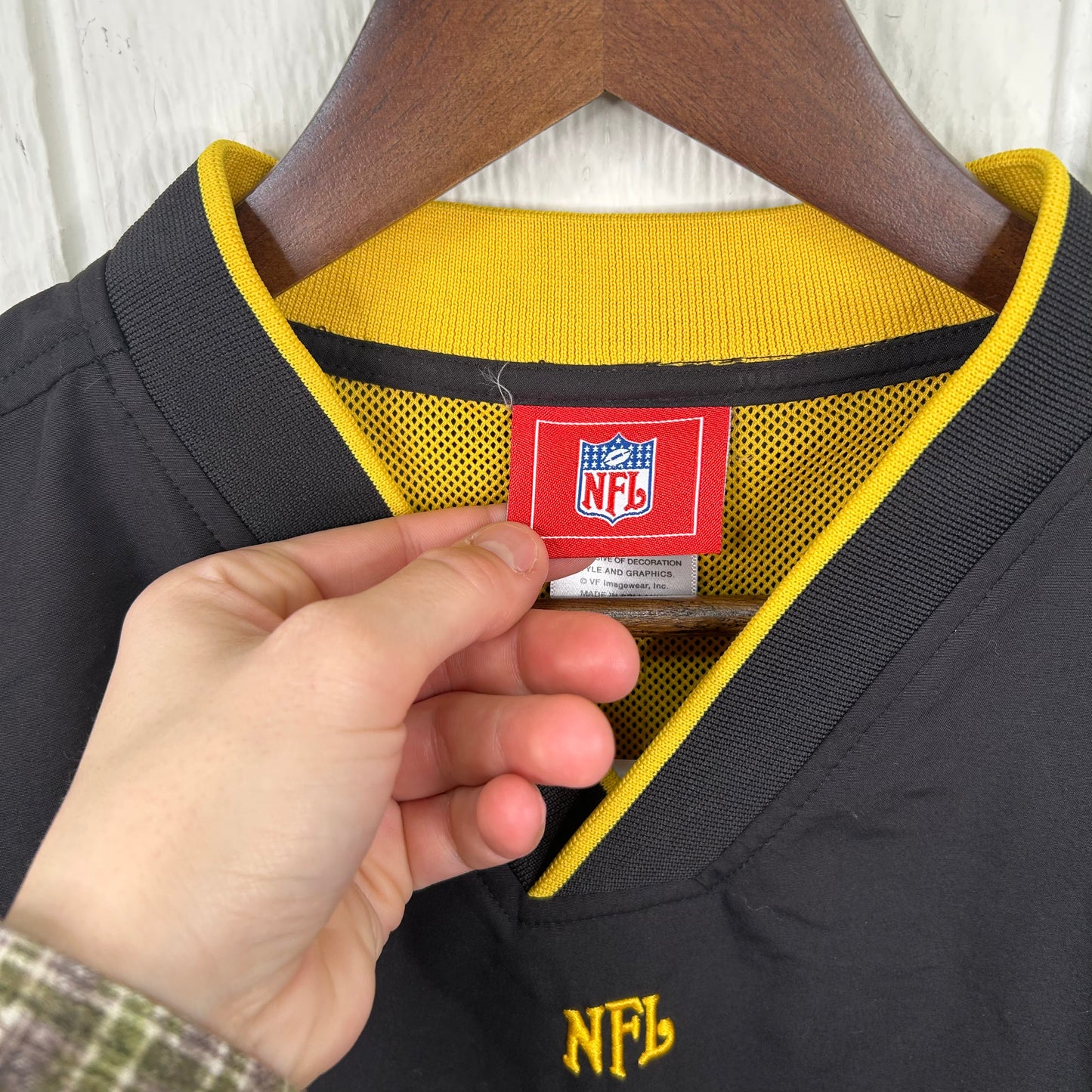 Y2K Pittsburgh Steelers NFL V-Neck Windbreaker (M)