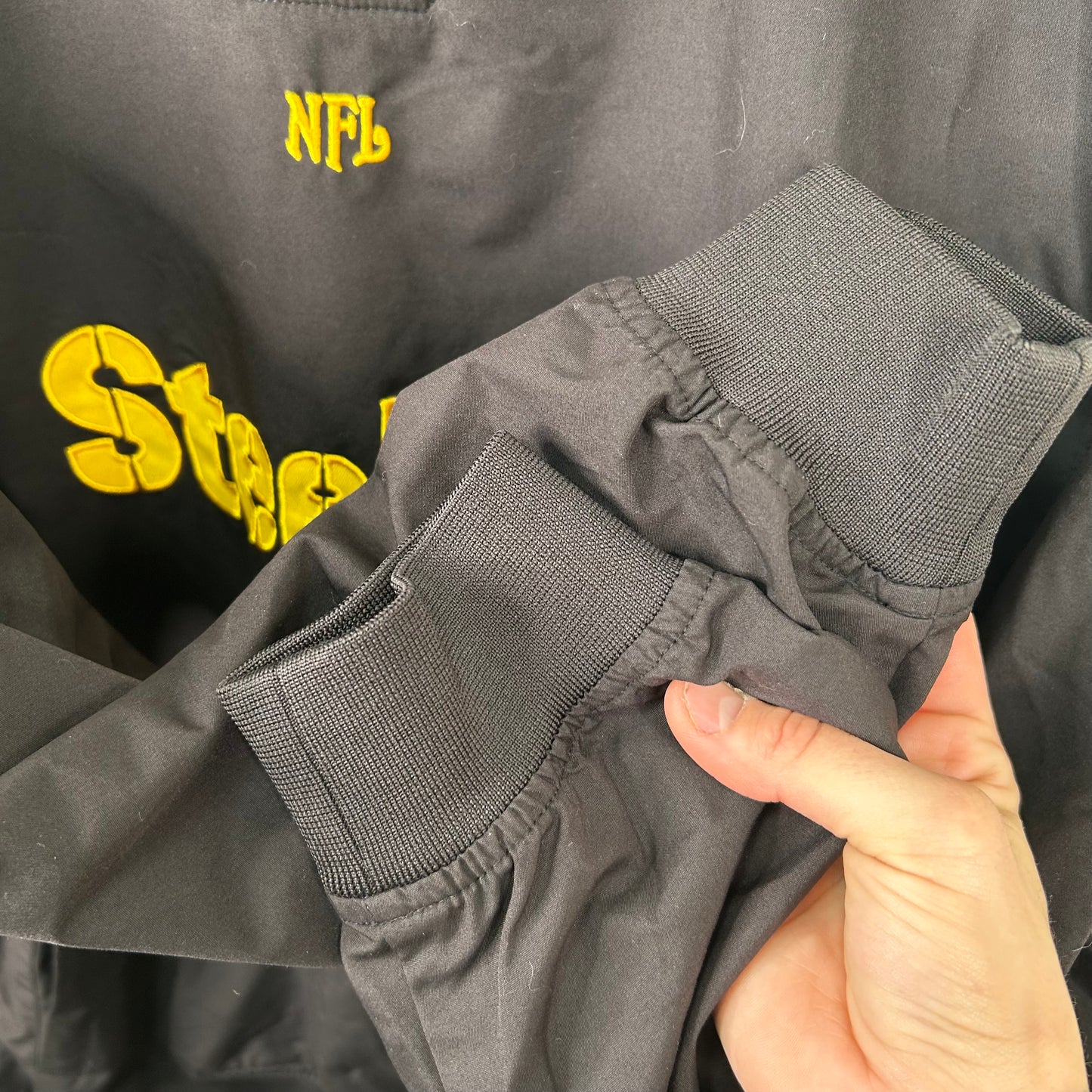 Y2K Pittsburgh Steelers NFL V-Neck Windbreaker (M)