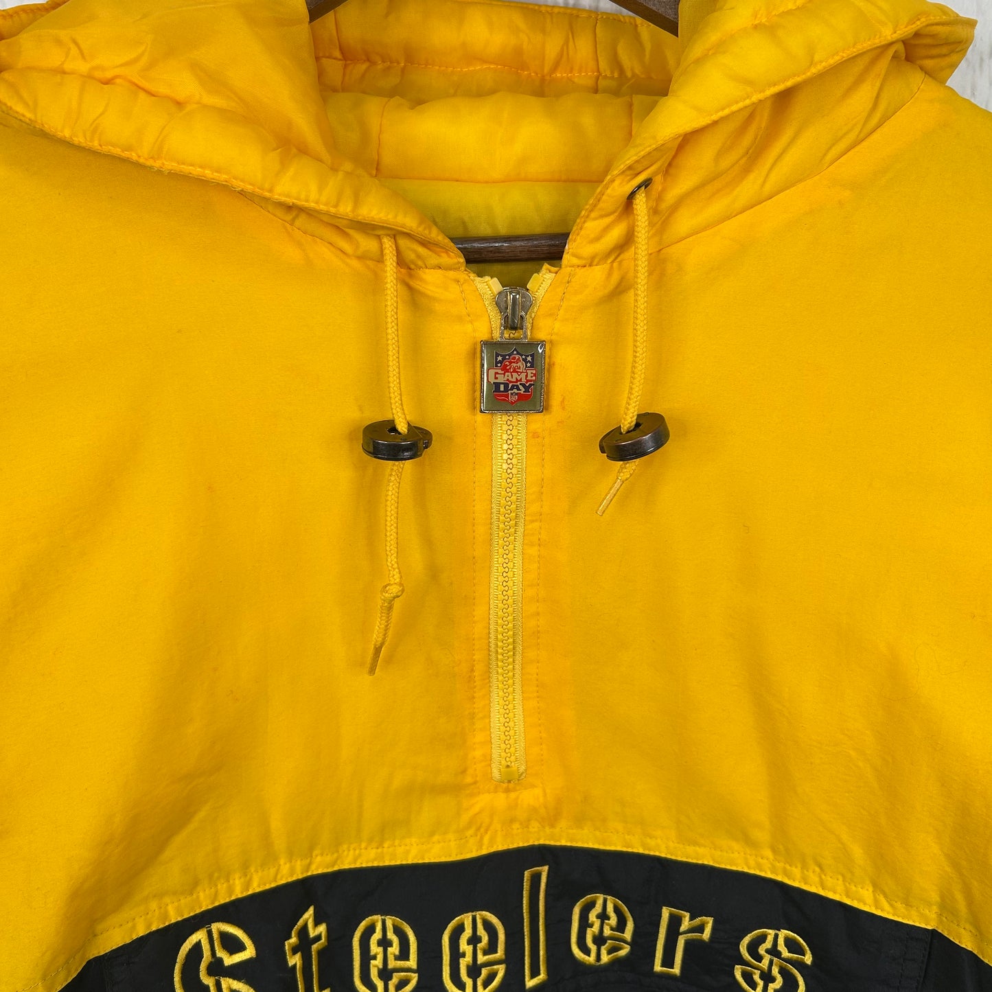 Vintage 90's Pittsburgh Steelers NFL Game Day Quarter-Zip Puffer Jacket (L)