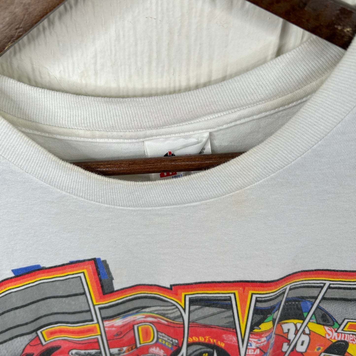 Vintage 1998 NASCAR Skittles Racing Team Tee (L)