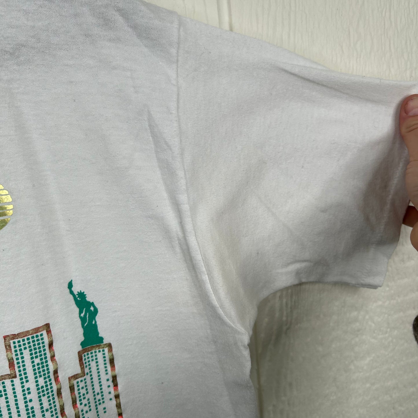 Vintage 80's New York City 'The Big Apple' Graphic Tee (XL)