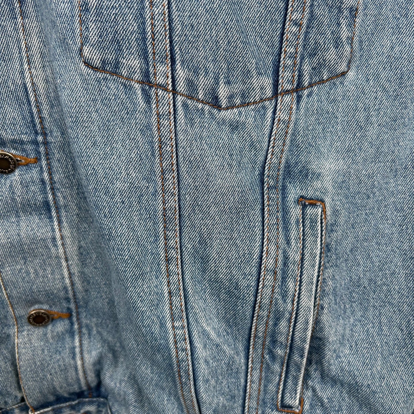 Vintage 90's Wrangler Button-Up Denim Jacket (L)