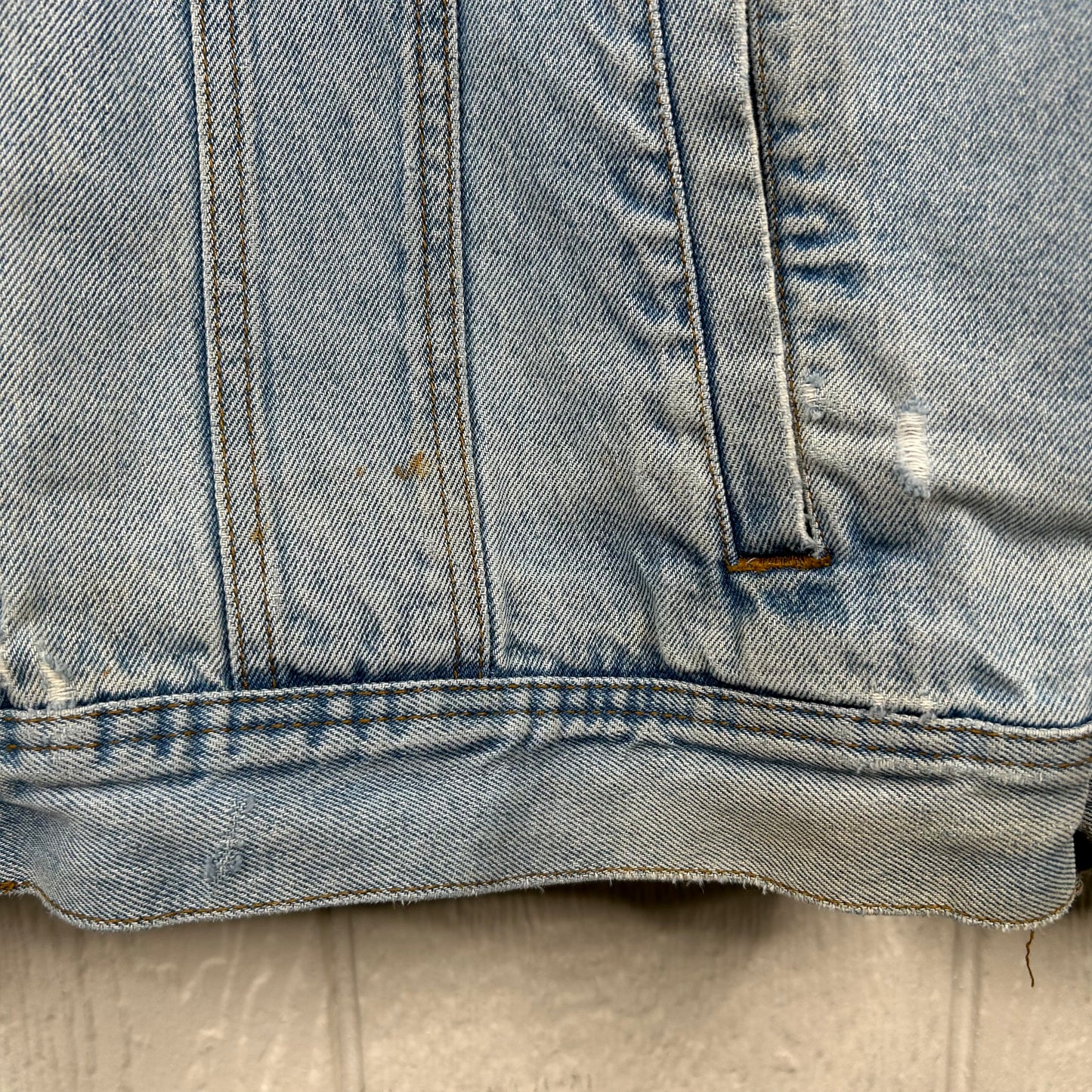 Vintage 90's Wrangler Faded Button-Up Denim Jacket (XL)