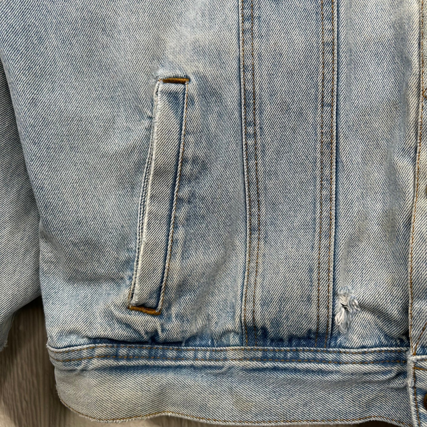 Vintage 90's Wrangler Faded Button-Up Denim Jacket (XL)