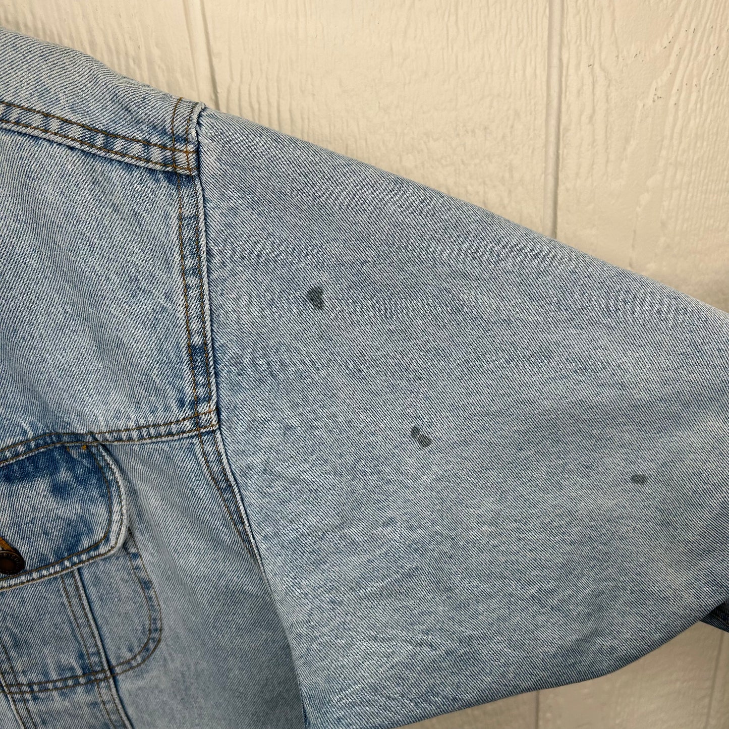 Vintage 90's Wrangler Faded Button-Up Denim Jacket (XL)