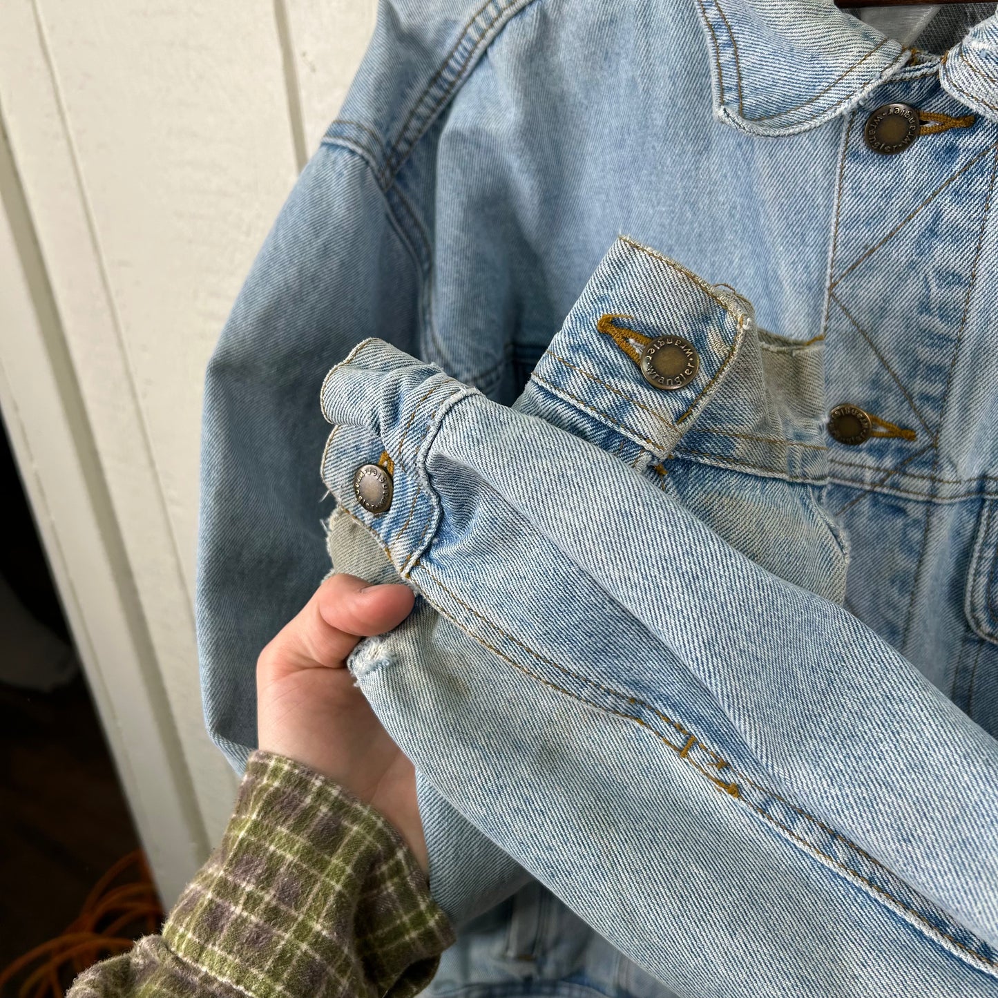 Vintage 90's Wrangler Faded Button-Up Denim Jacket (XL)